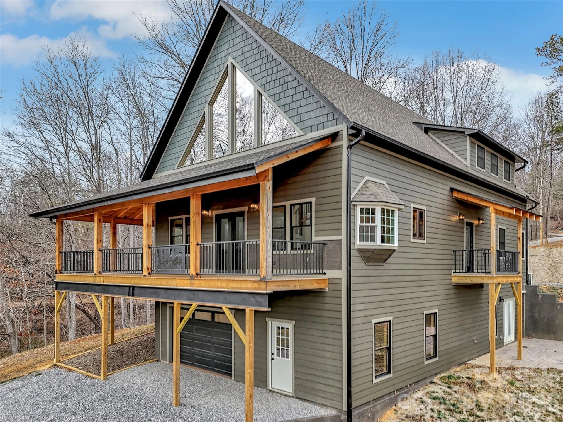 171 Cowtail Cove