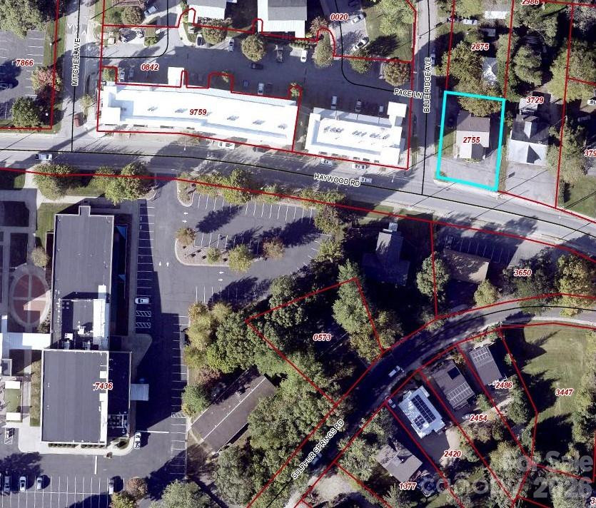 899 Haywood Road - Photo 6