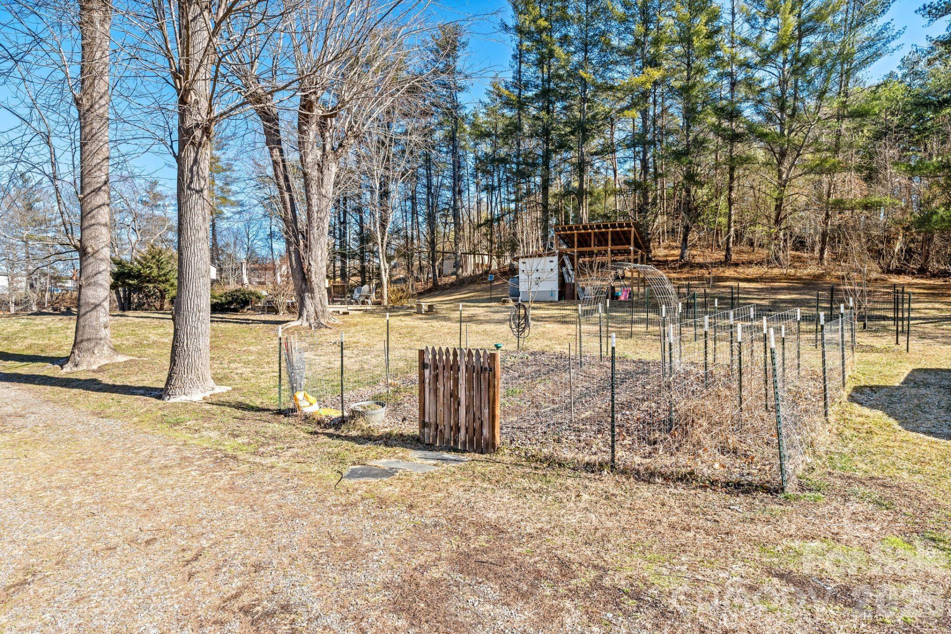 1348 Jenkins Valley Road - Photo 20