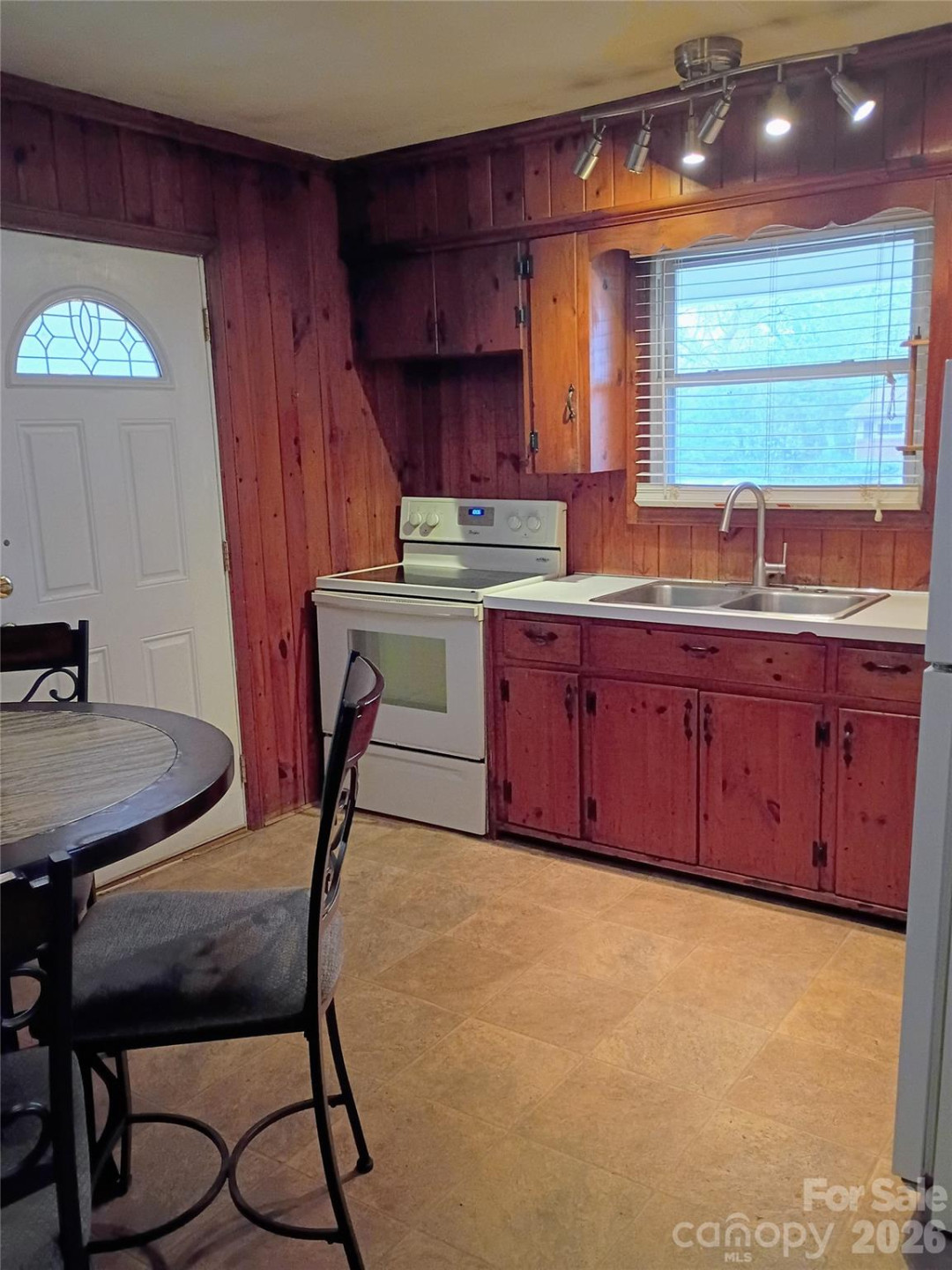 159 Edgewood Drive - Photo 5