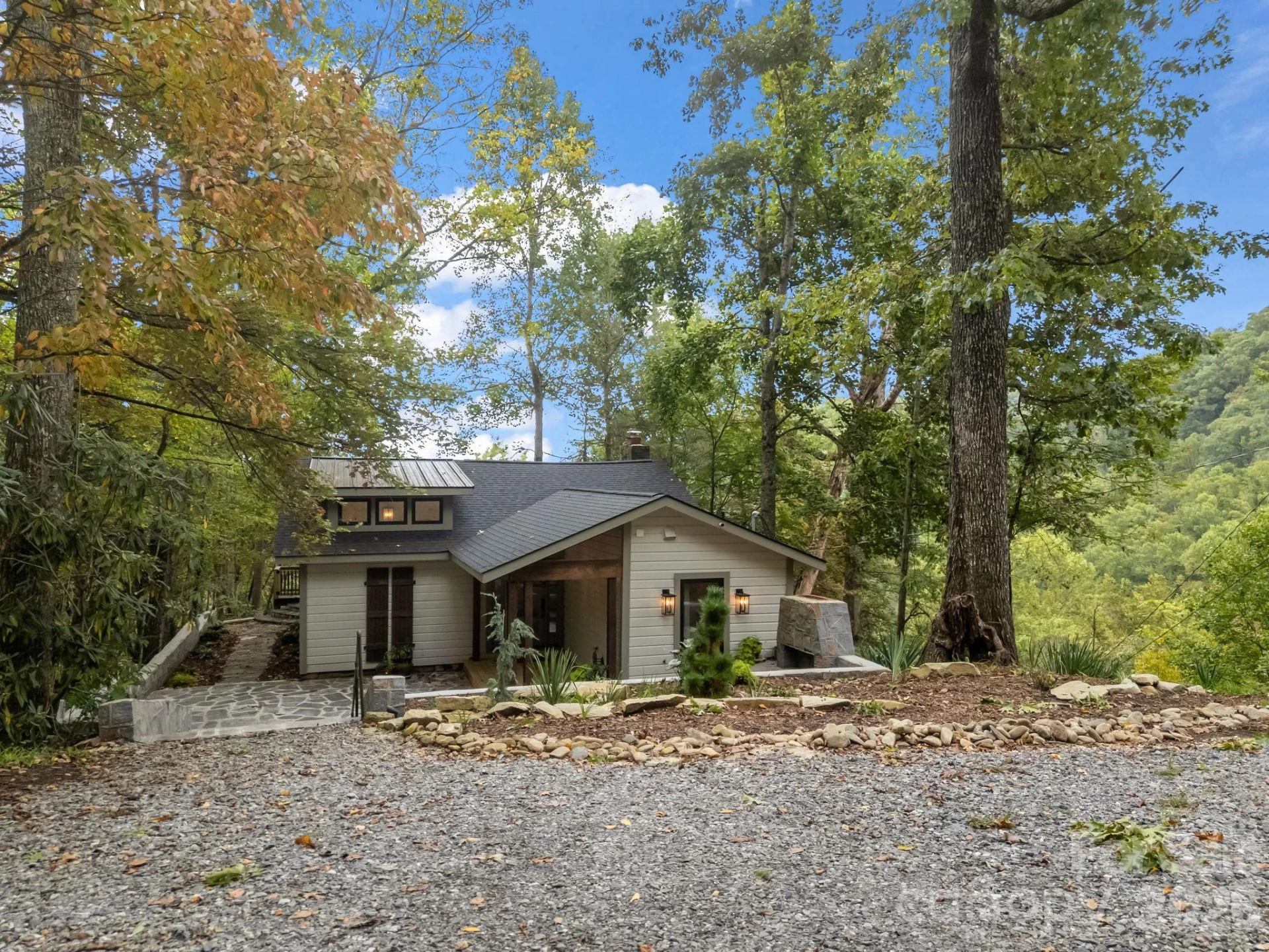 1821 Bearwallow Mountain Road - Photo 11