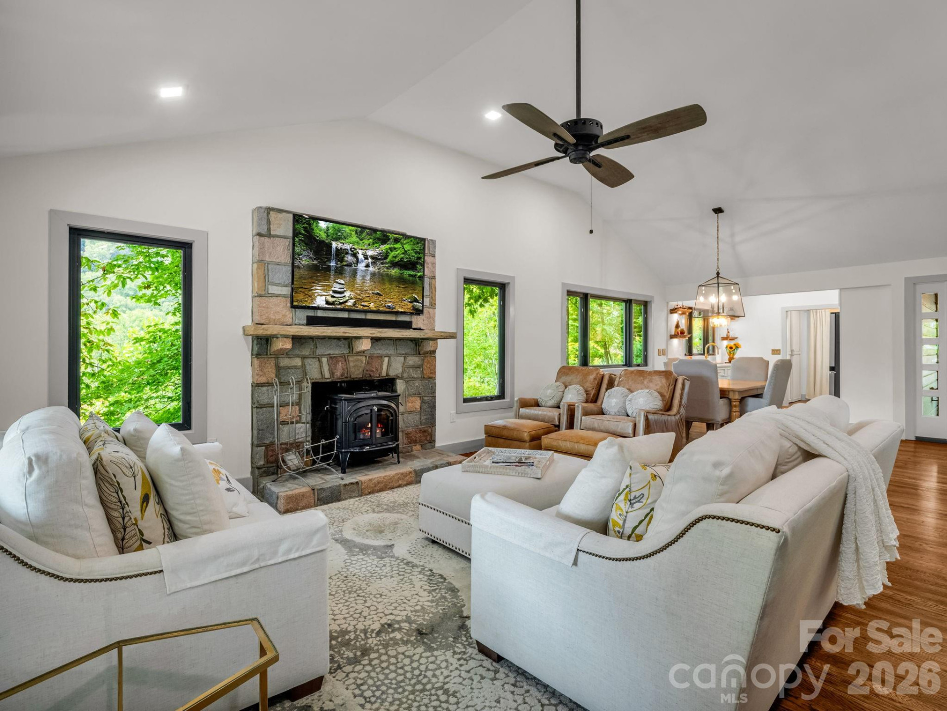 1821 Bearwallow Mountain Road - Photo 18