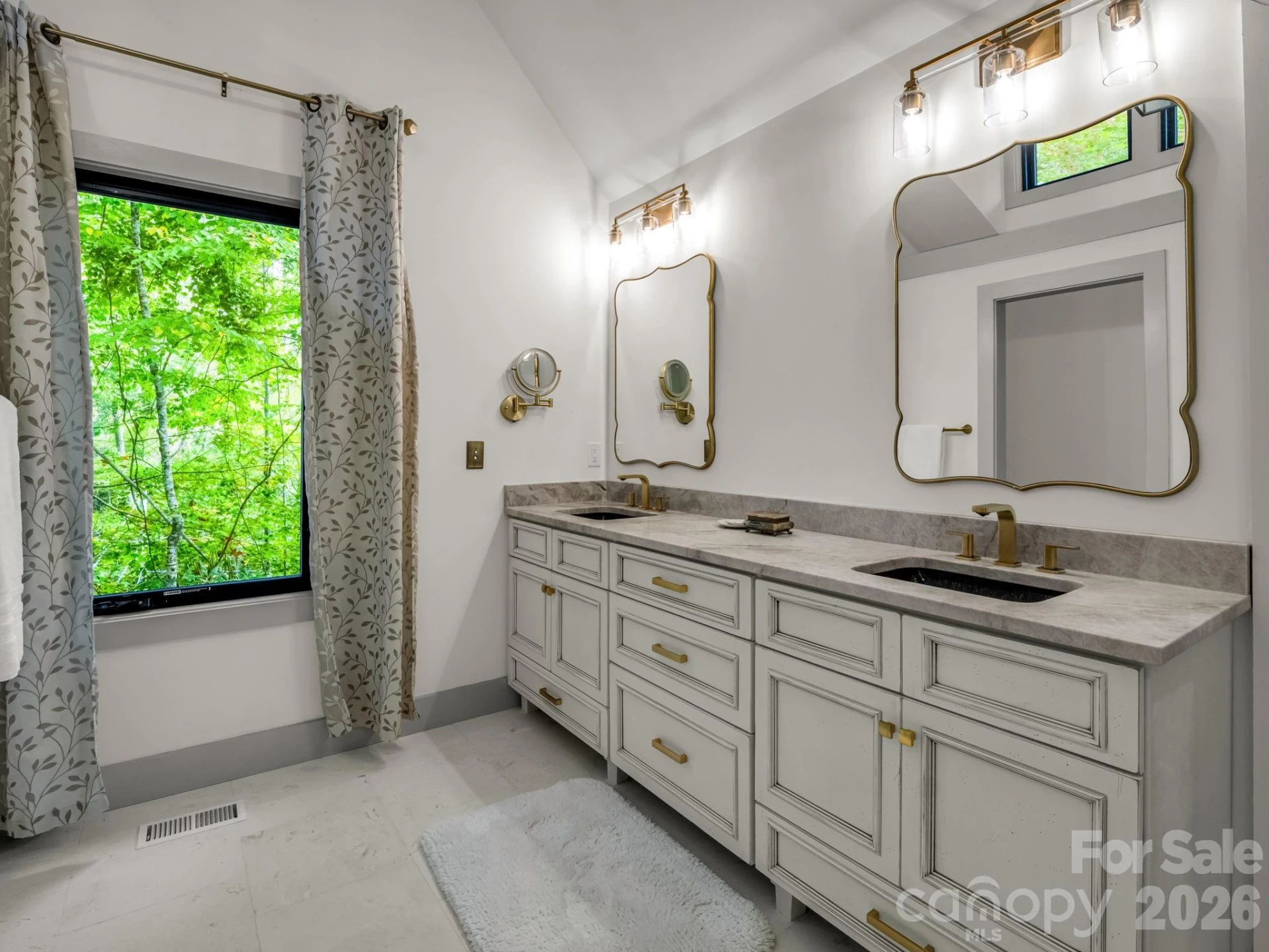 1821 Bearwallow Mountain Road - Photo 34