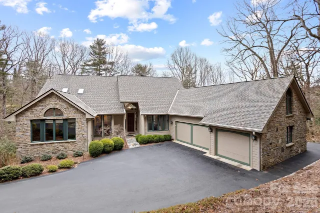175 Overlook Drive