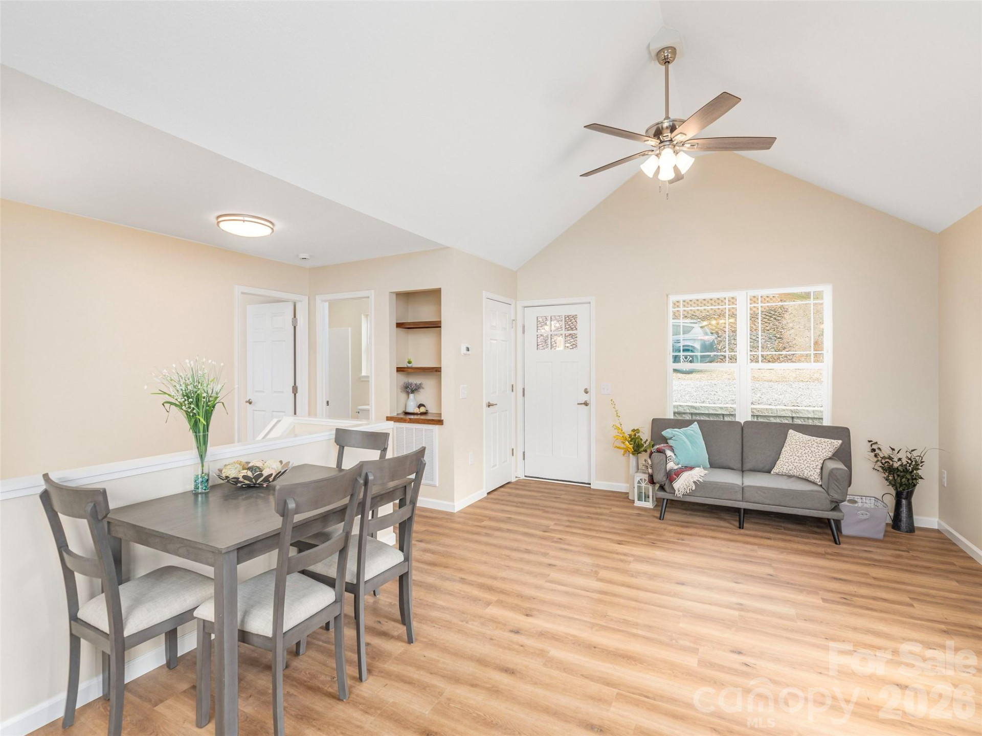 180 Carsen Loop - Photo 8