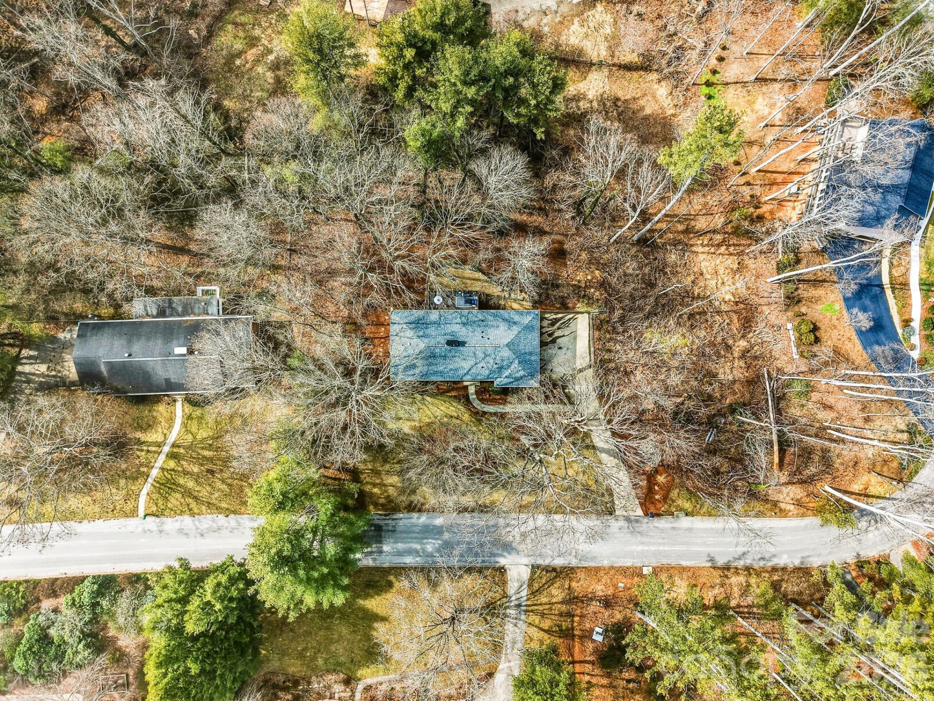 7 Brushwood Road - Photo 2