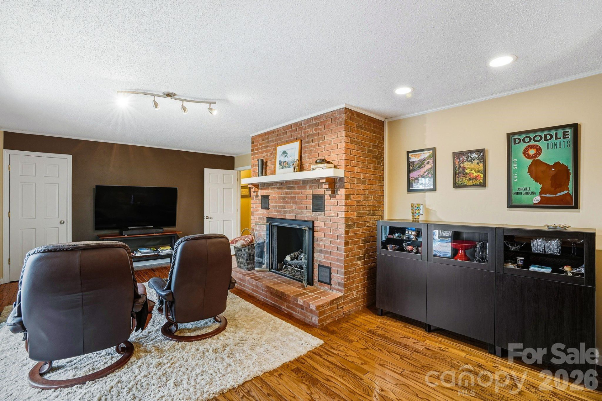 7 Brushwood Road - Photo 12