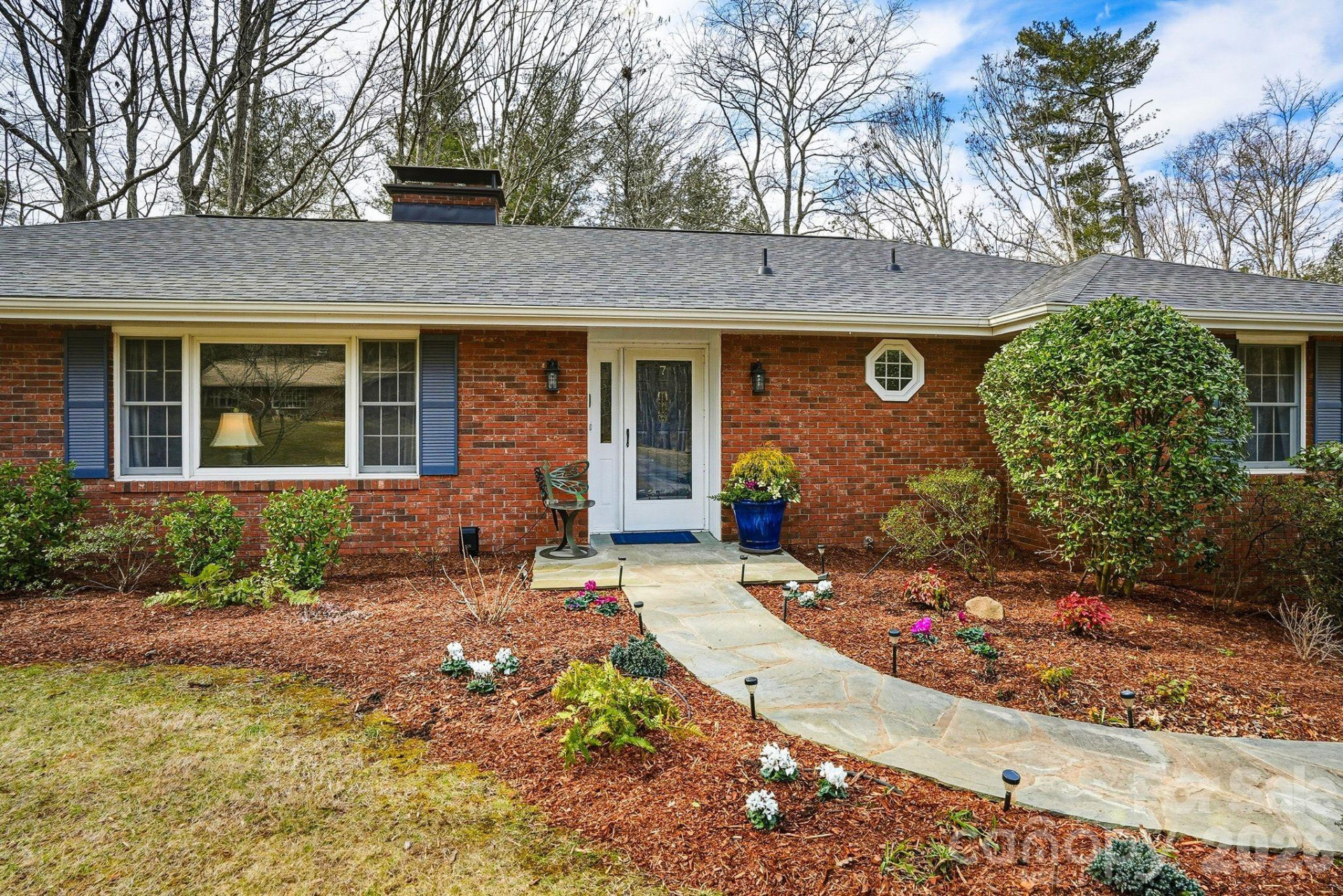 7 Brushwood Road - Photo 39