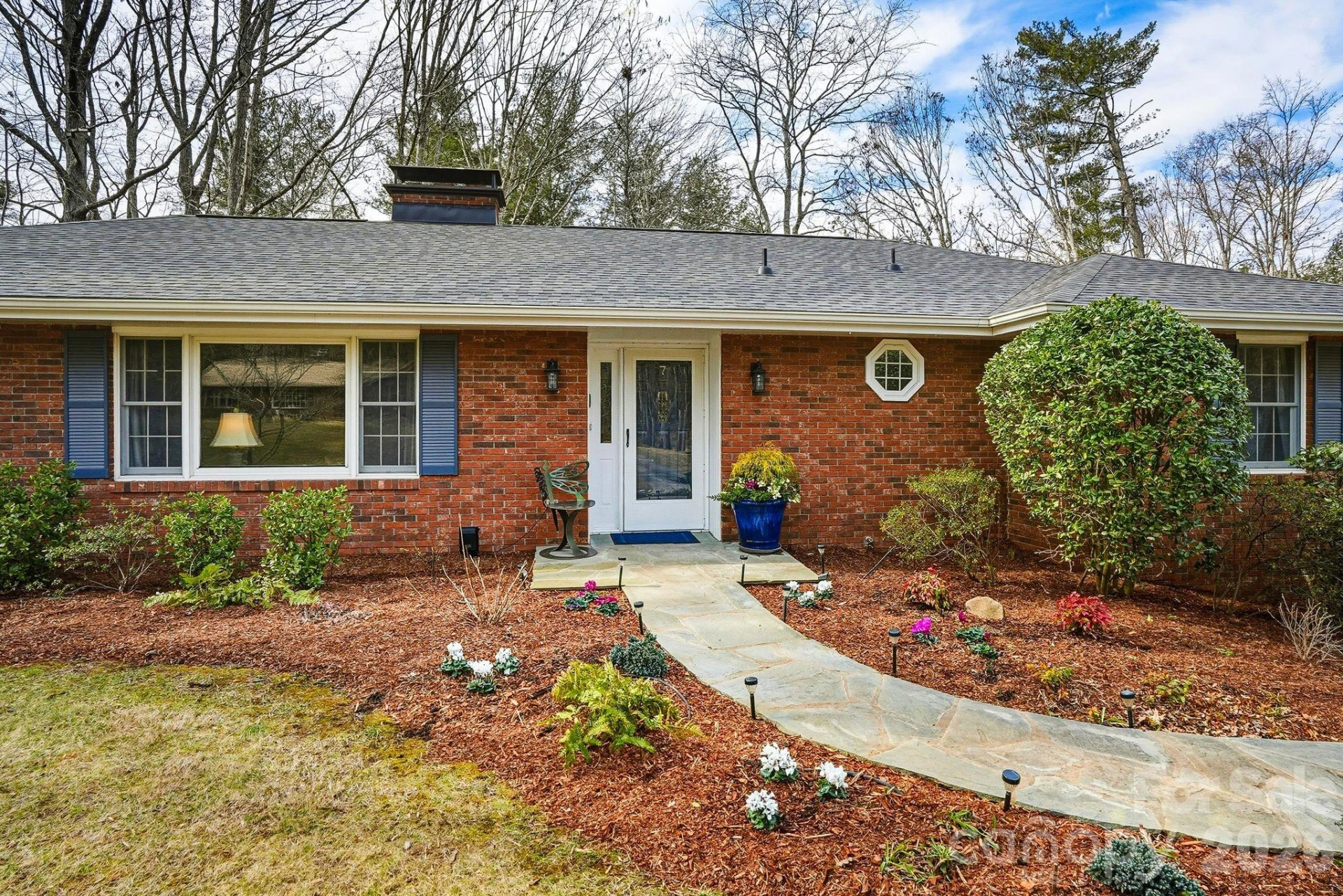 7 Brushwood Road - Photo 39