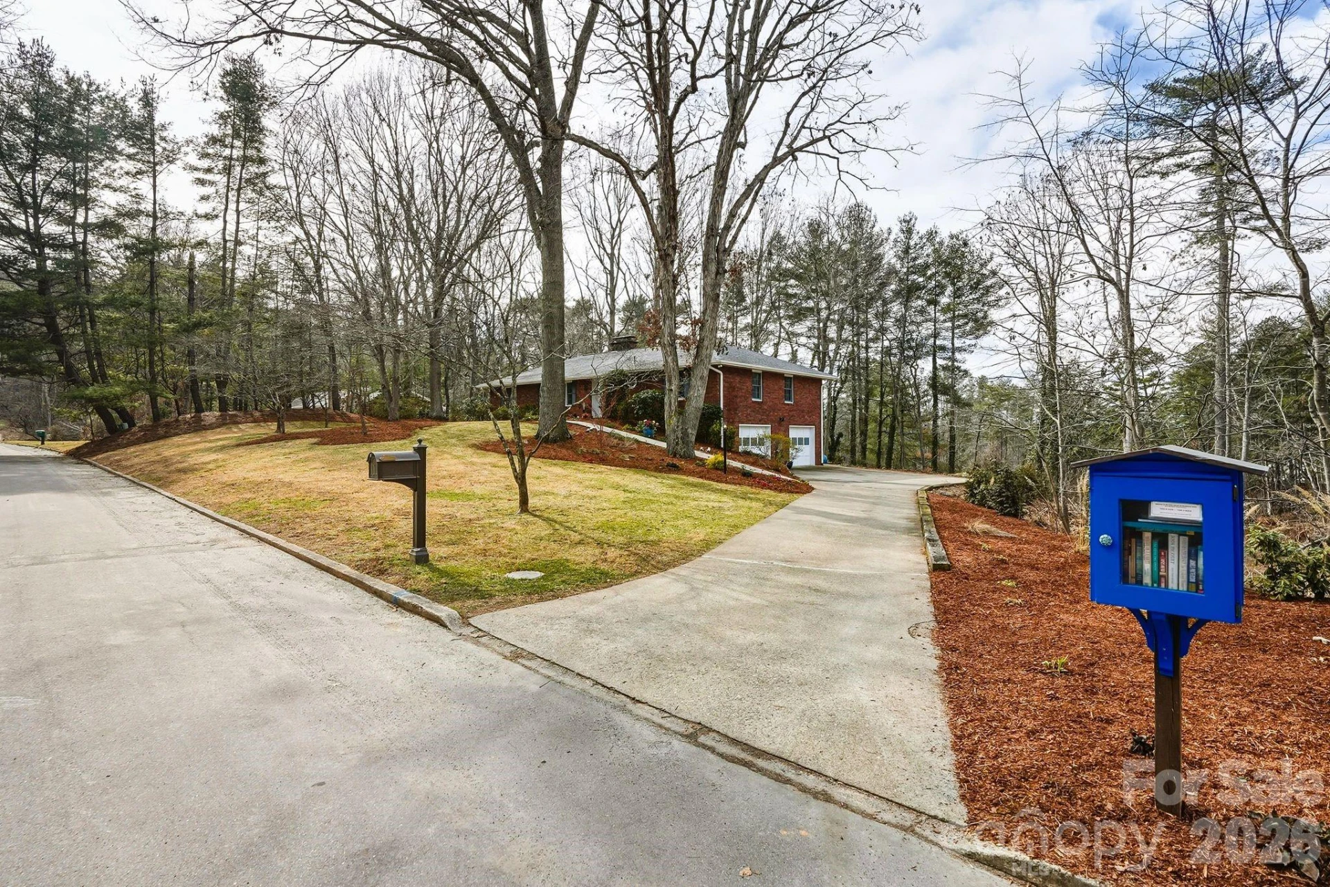 7 Brushwood Road - Photo 42