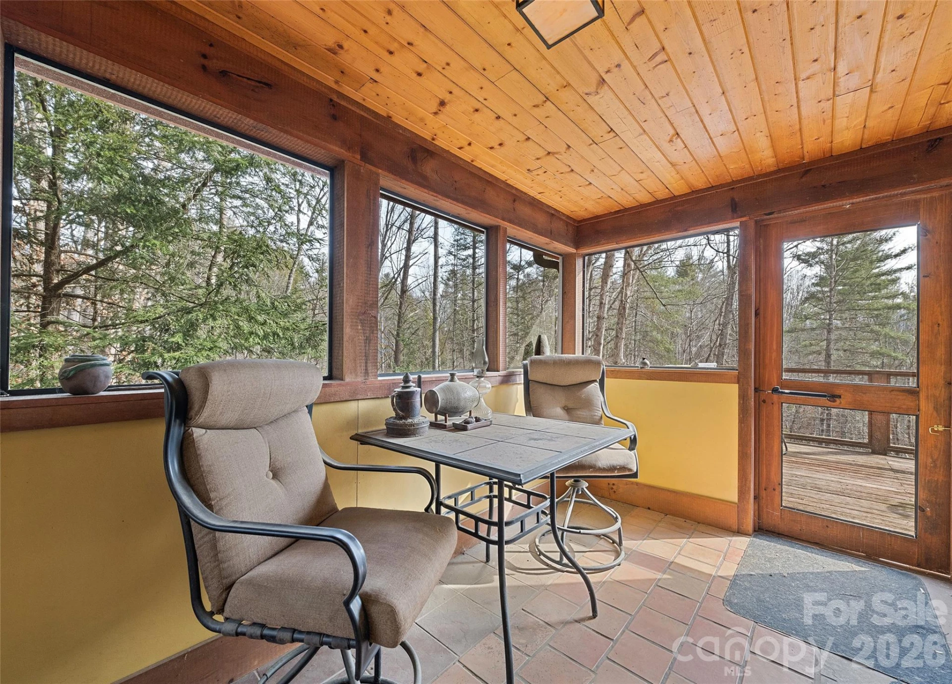 553 River Bend Drive - Photo 15