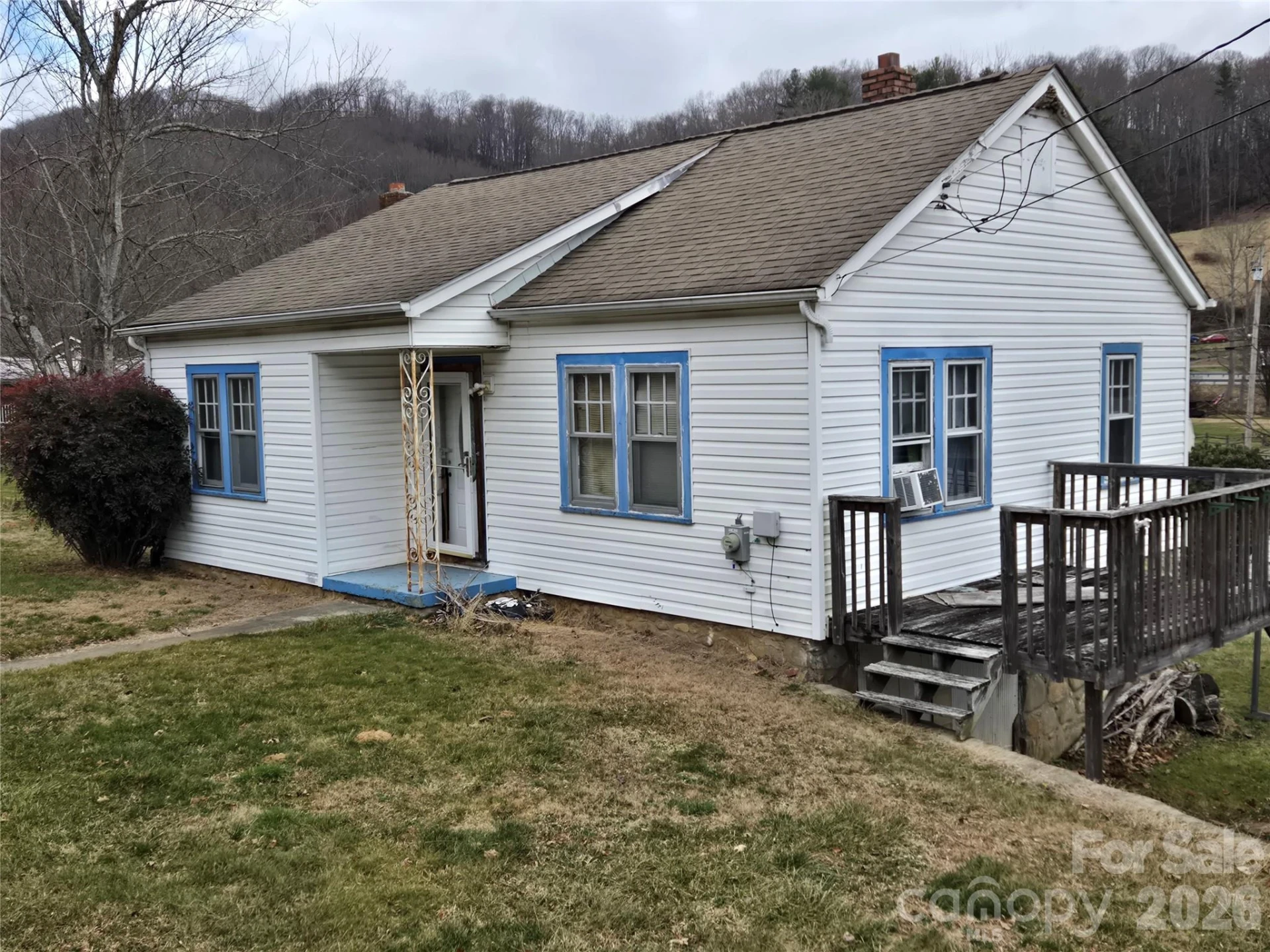 1084 Old Balsam Road