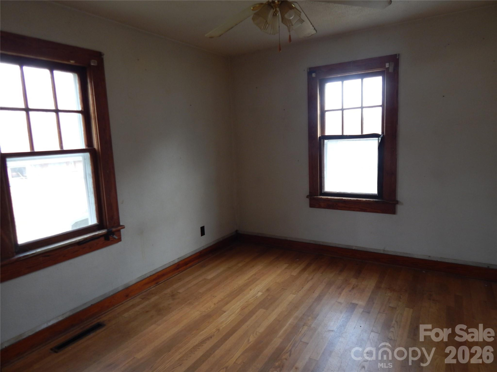 1084 Old Balsam Road - Photo 12