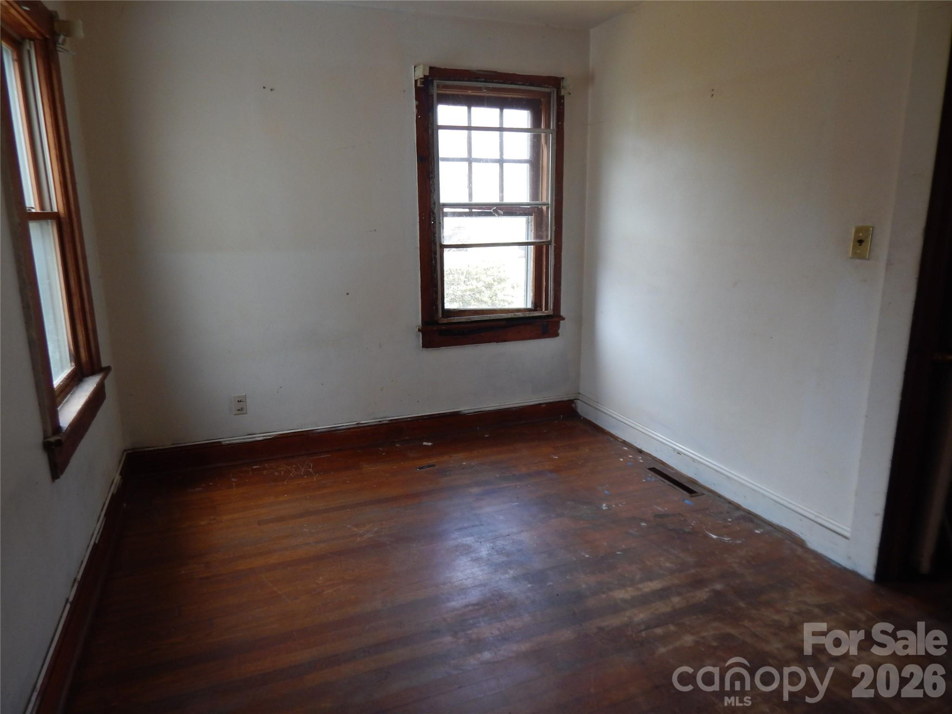 1084 Old Balsam Road - Photo 17