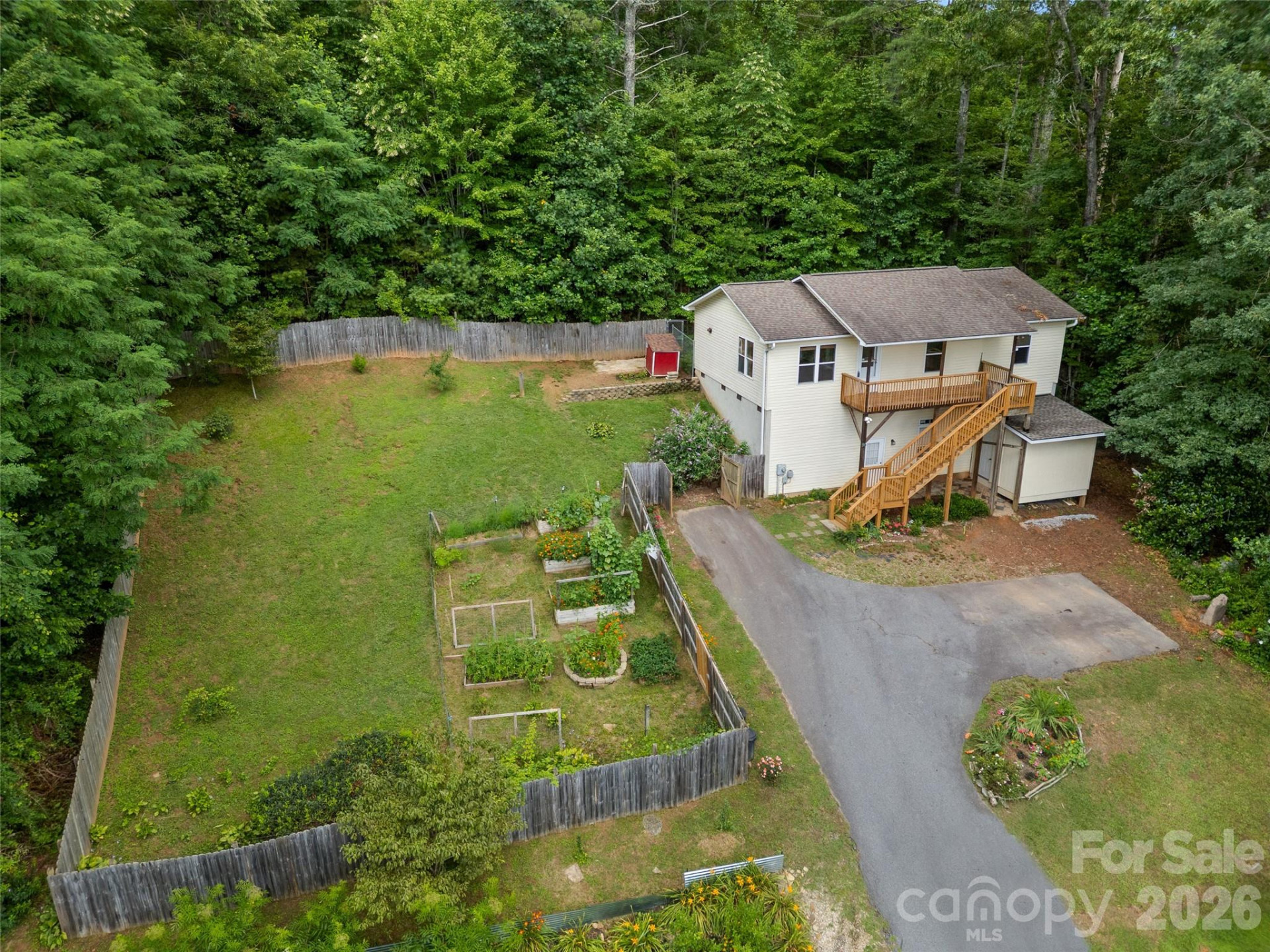 96 Habitat Way - Photo 2