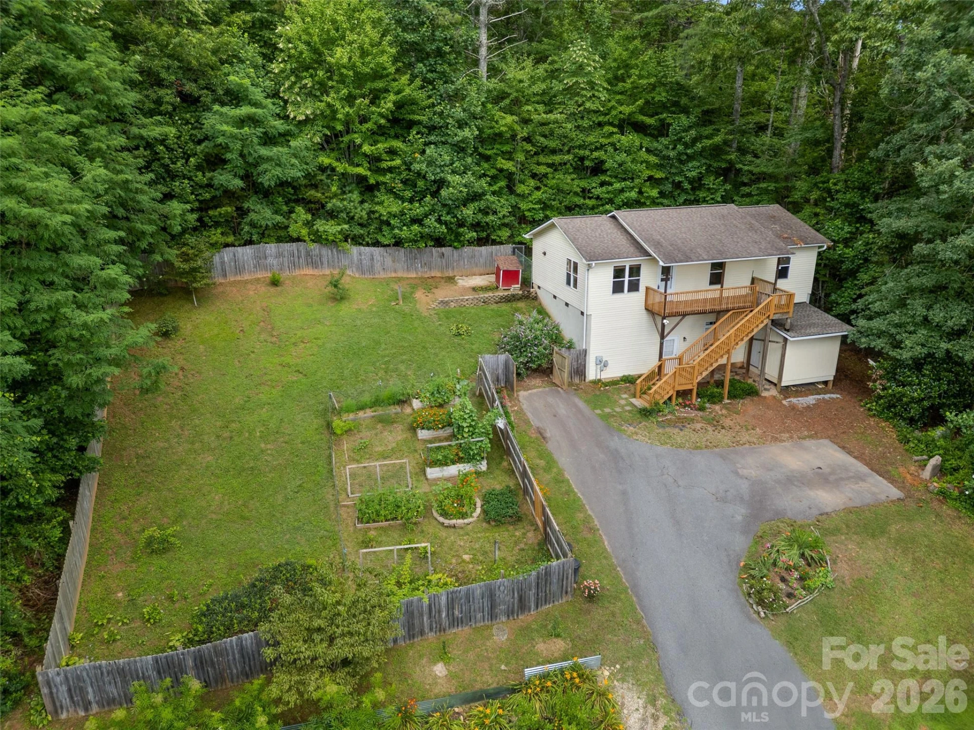 96 Habitat Way - Photo 2