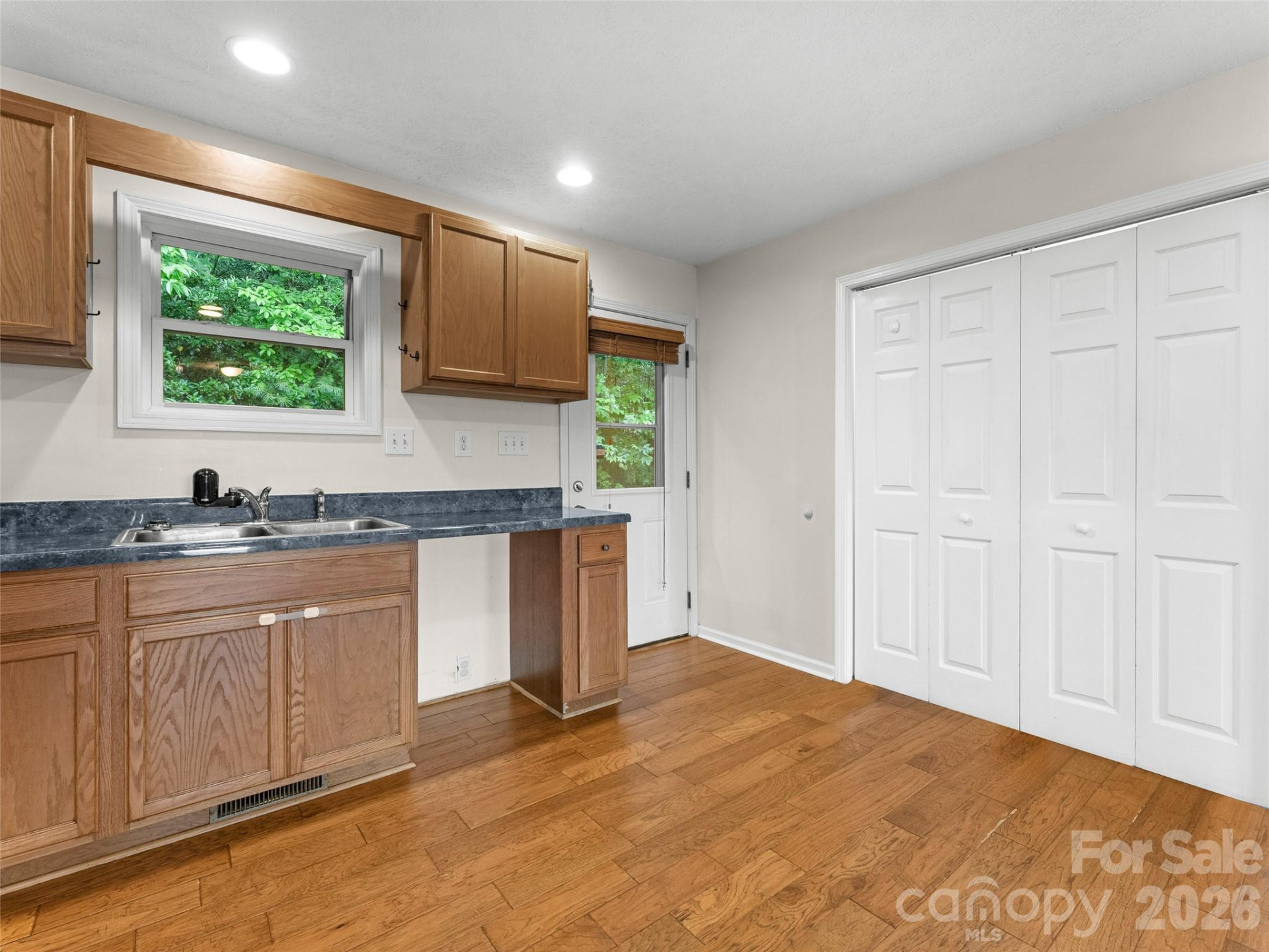 96 Habitat Way - Photo 10