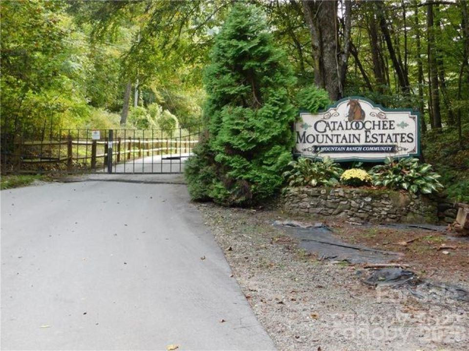 125 Lasso Lane #304 - Photo 2