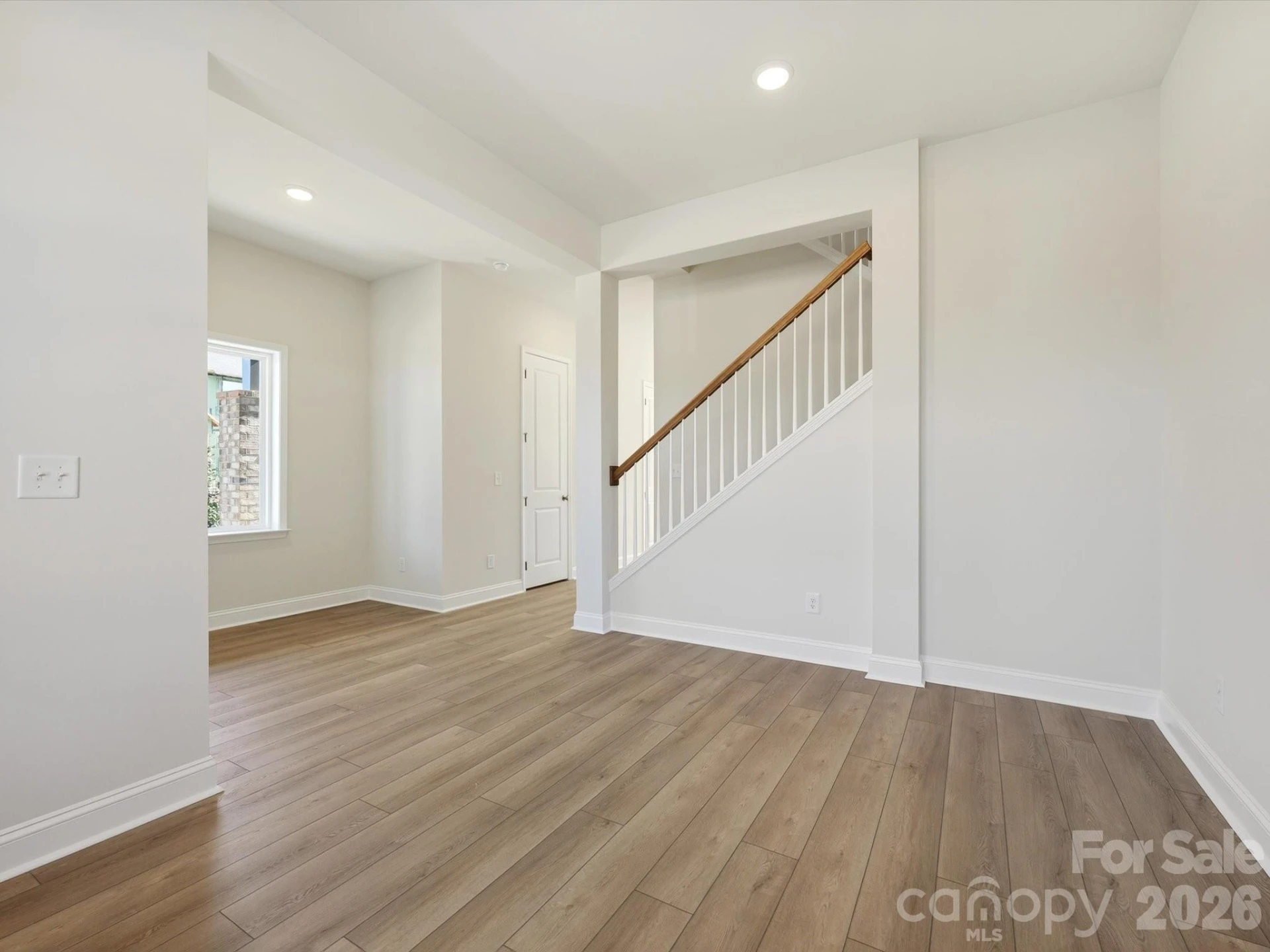 360 Portree Street - Photo 8