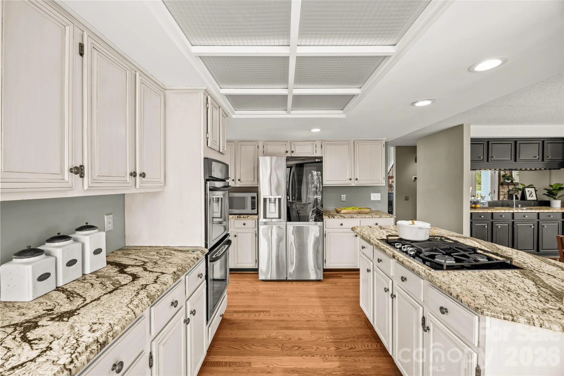 9562 Hunting Court - Photo 14