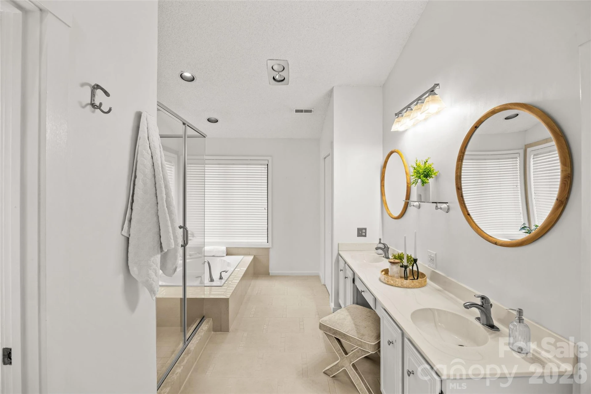 9562 Hunting Court - Photo 34