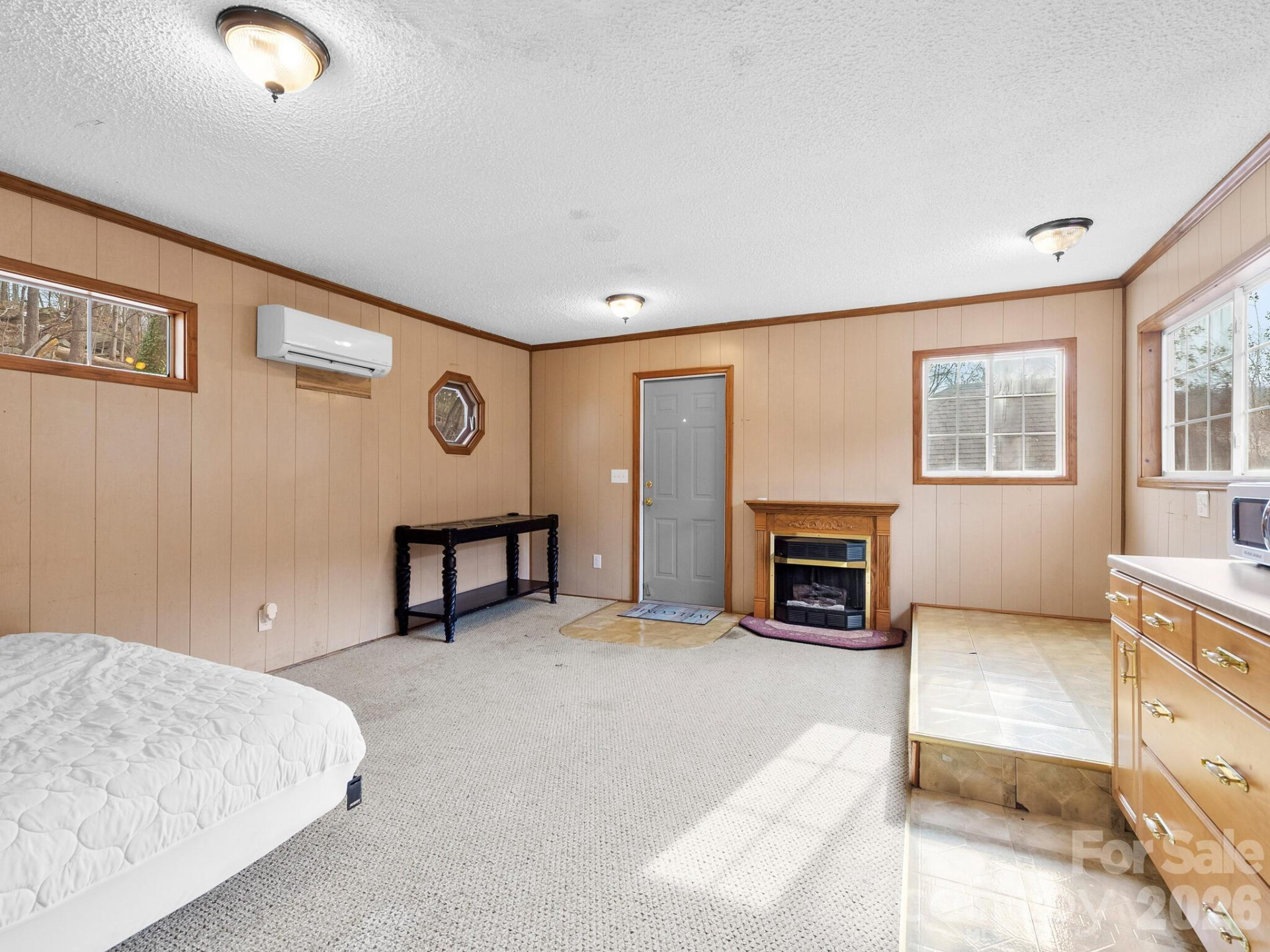 1828 Memorial Highway - Photo 30