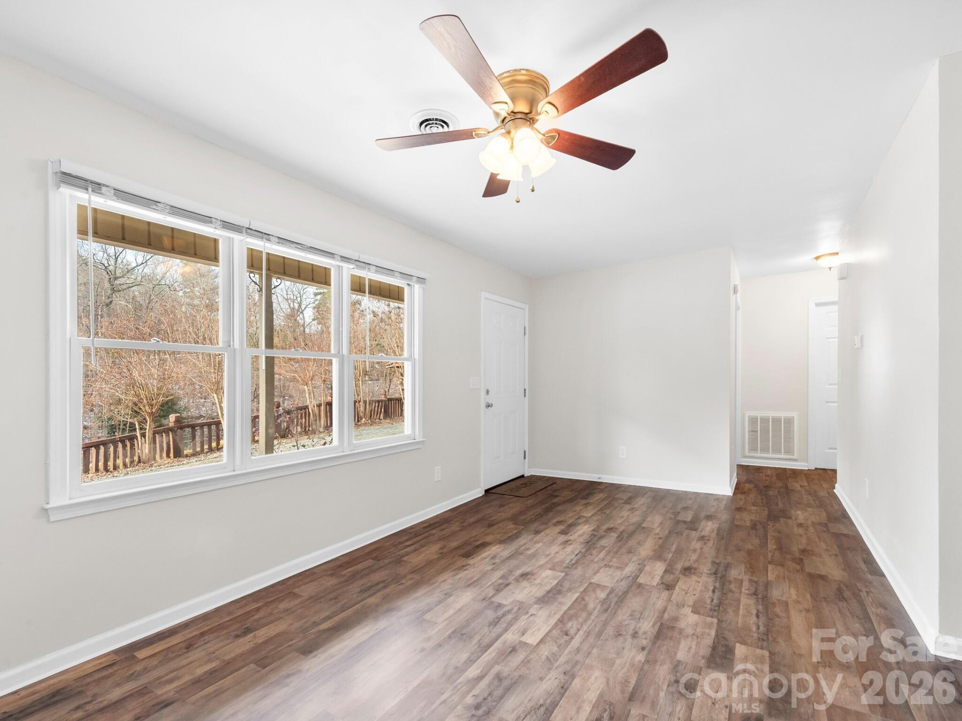 1828 Memorial Highway - Photo 9