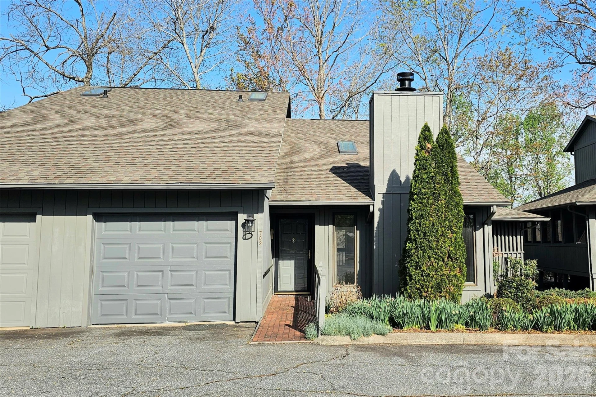 703 Independence Trail - Photo 3