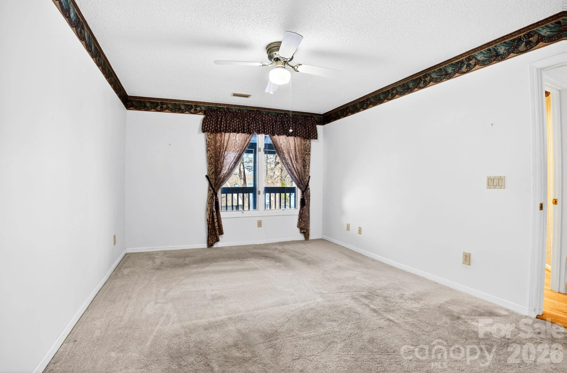 703 Independence Trail - Photo 17