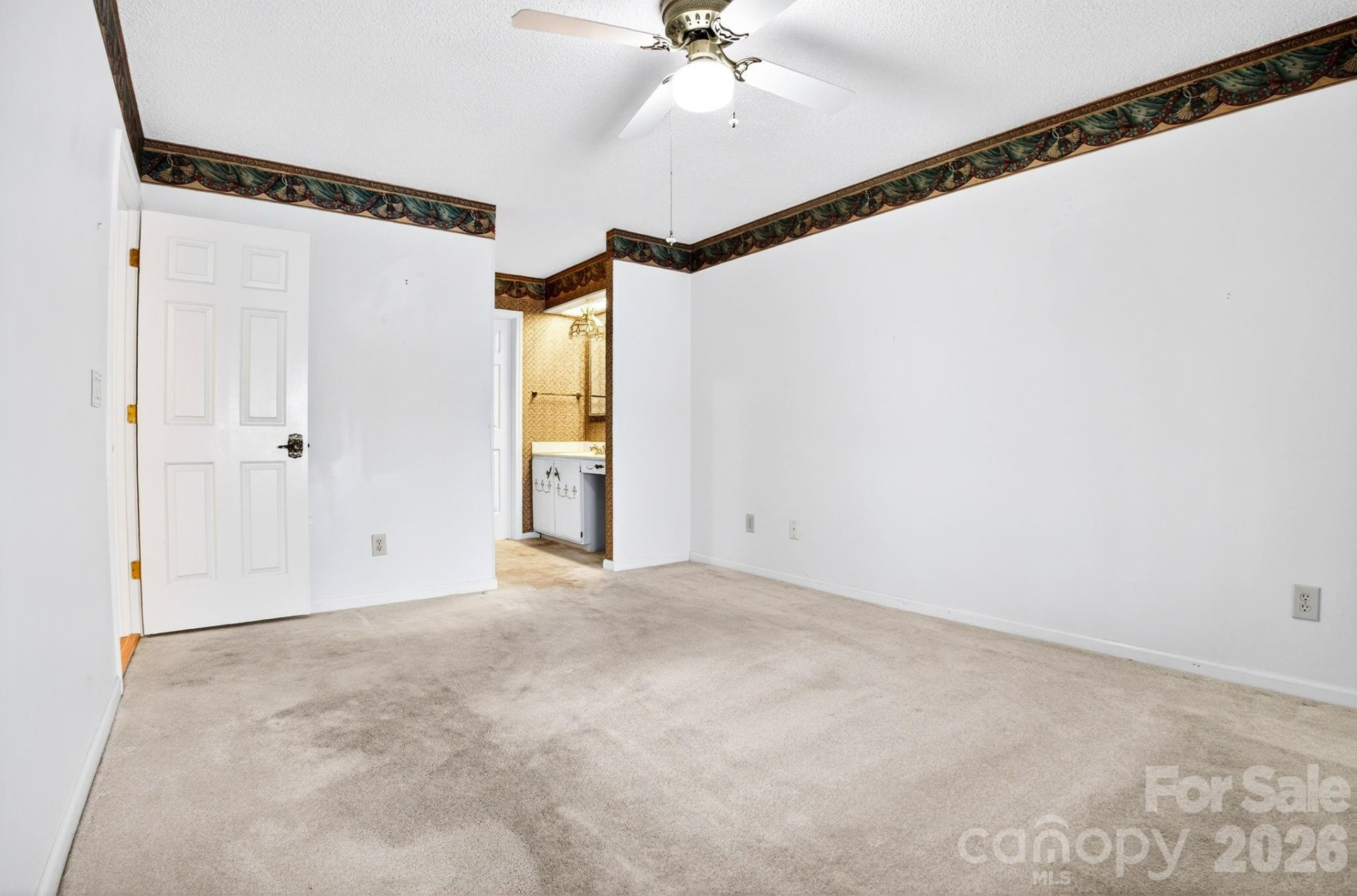 703 Independence Trail - Photo 13