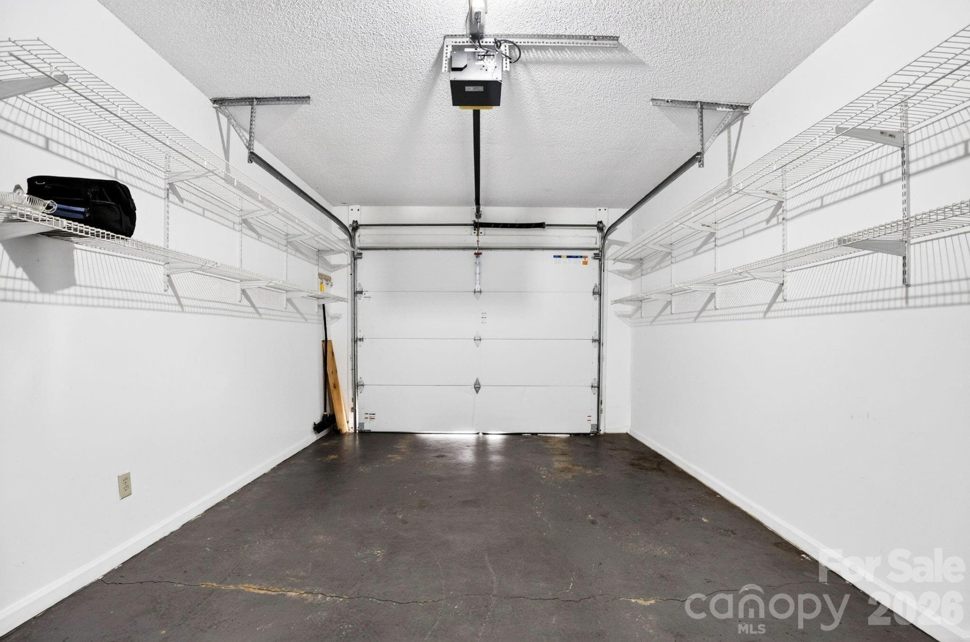 703 Independence Trail - Photo 9