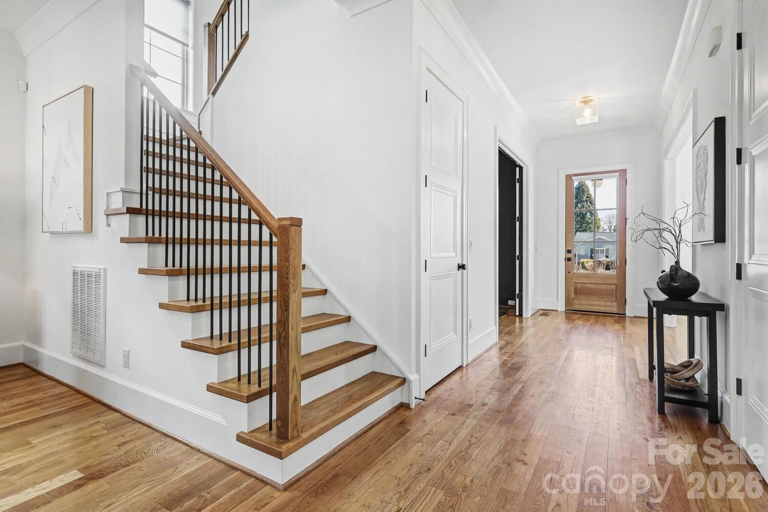 2852 Dorchester Place - Photo 16