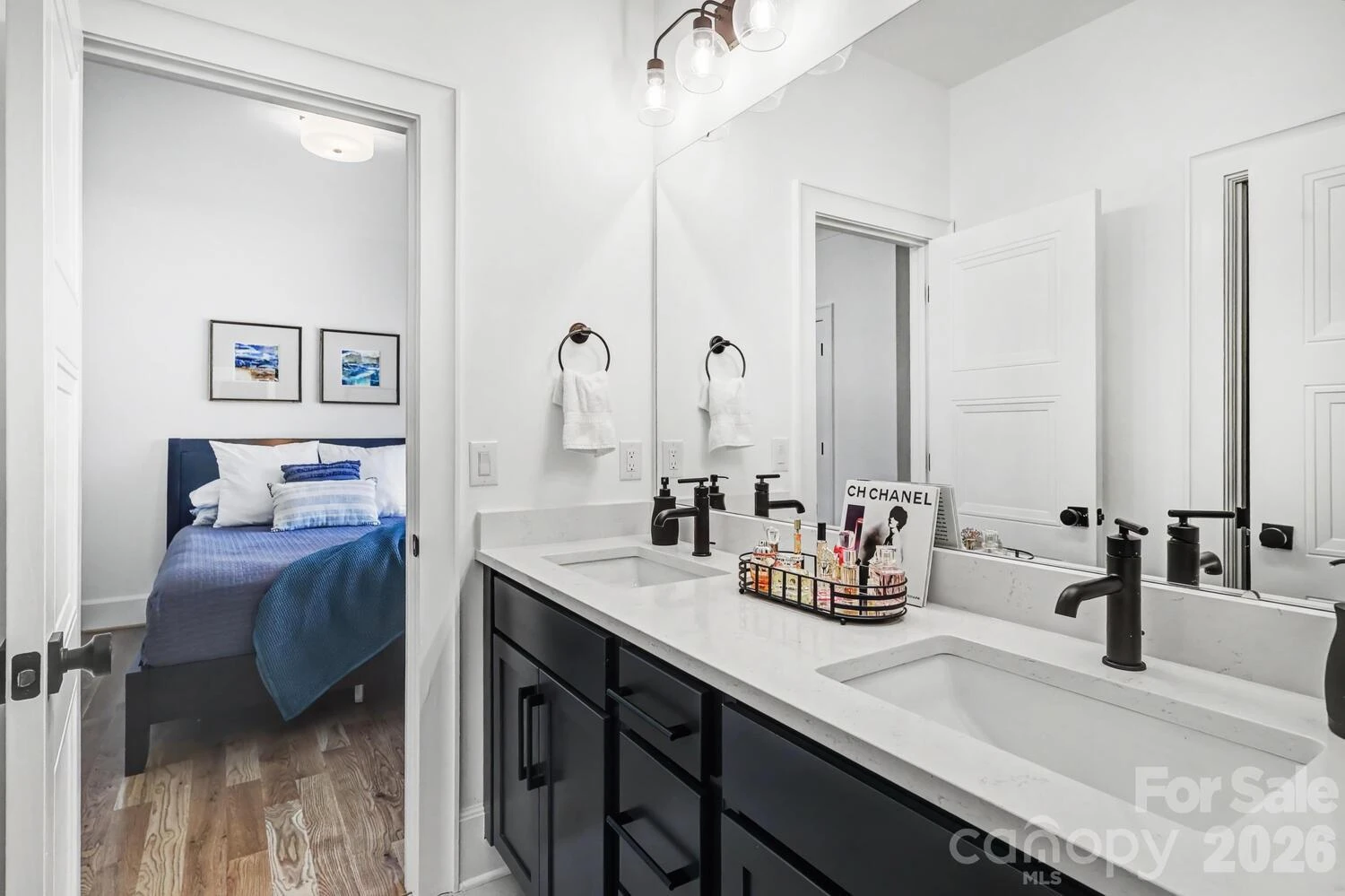 2852 Dorchester Place - Photo 31