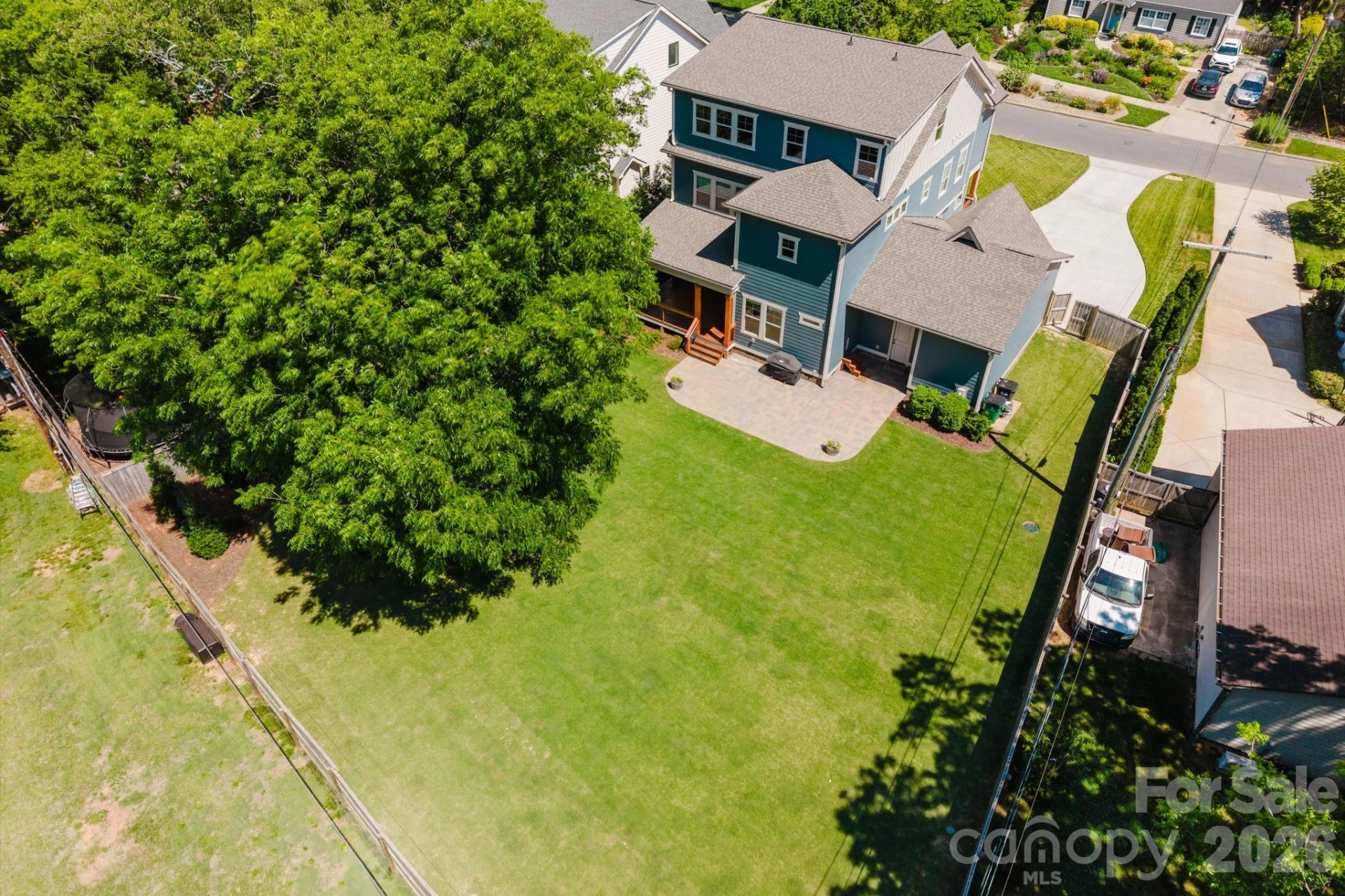 2852 Dorchester Place - Photo 40