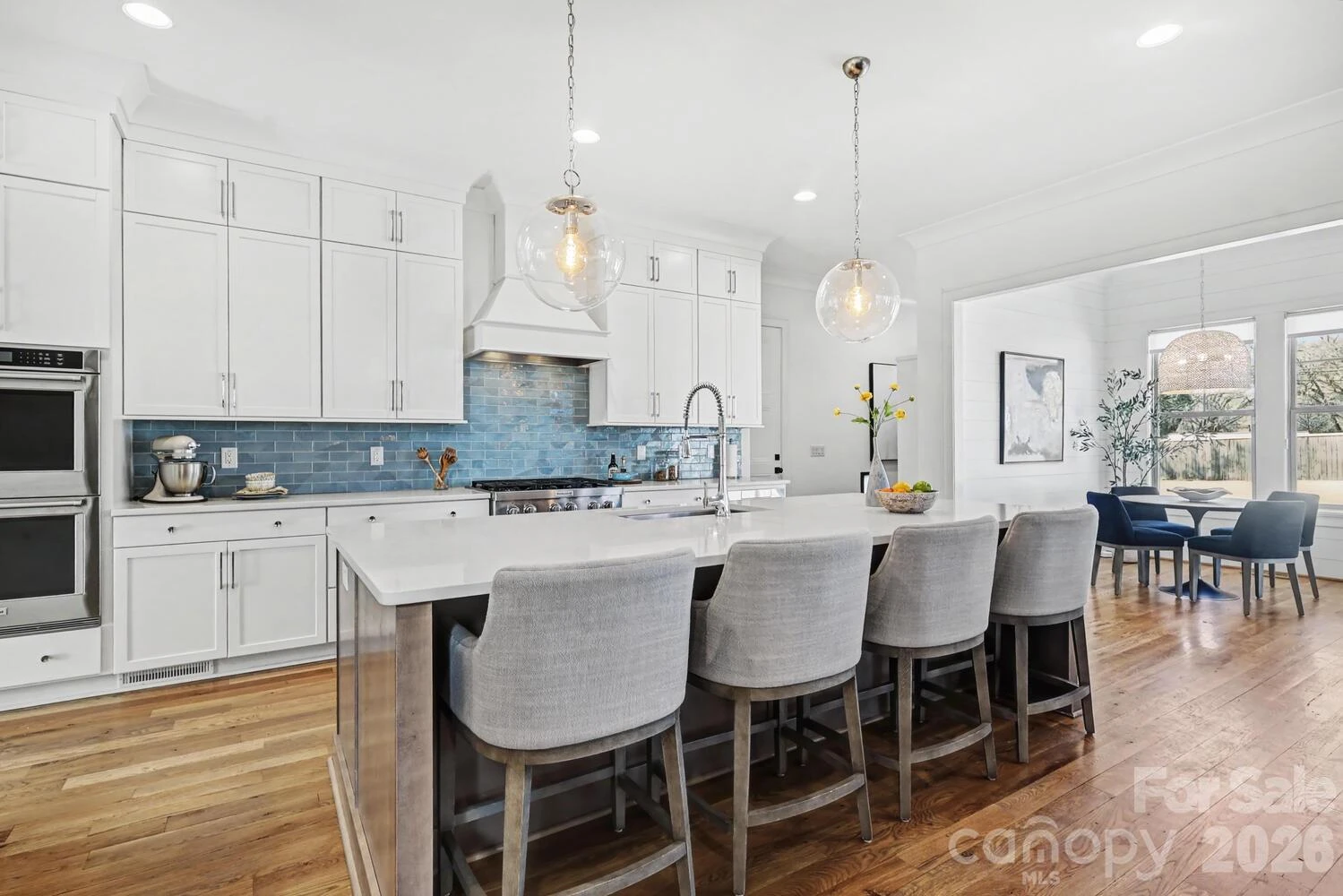 2852 Dorchester Place - Photo 5