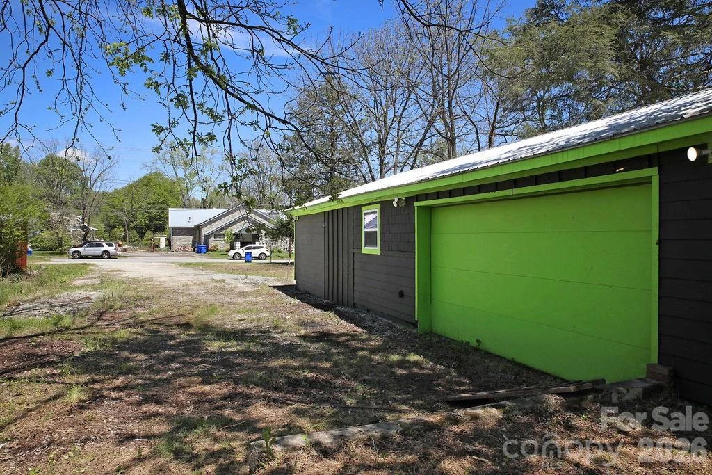 163 French Broad Street - Photo 9