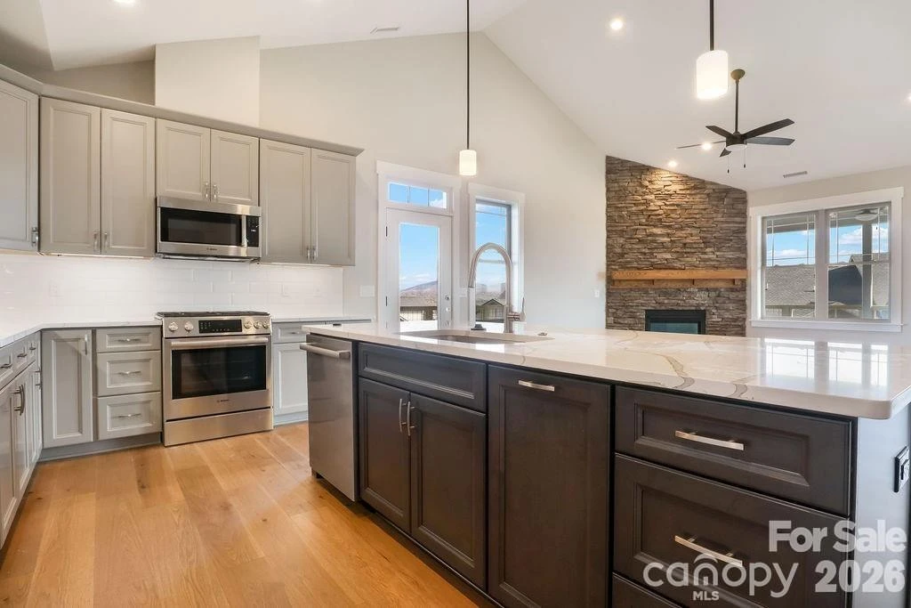 182 Waightstill Drive - Photo 3