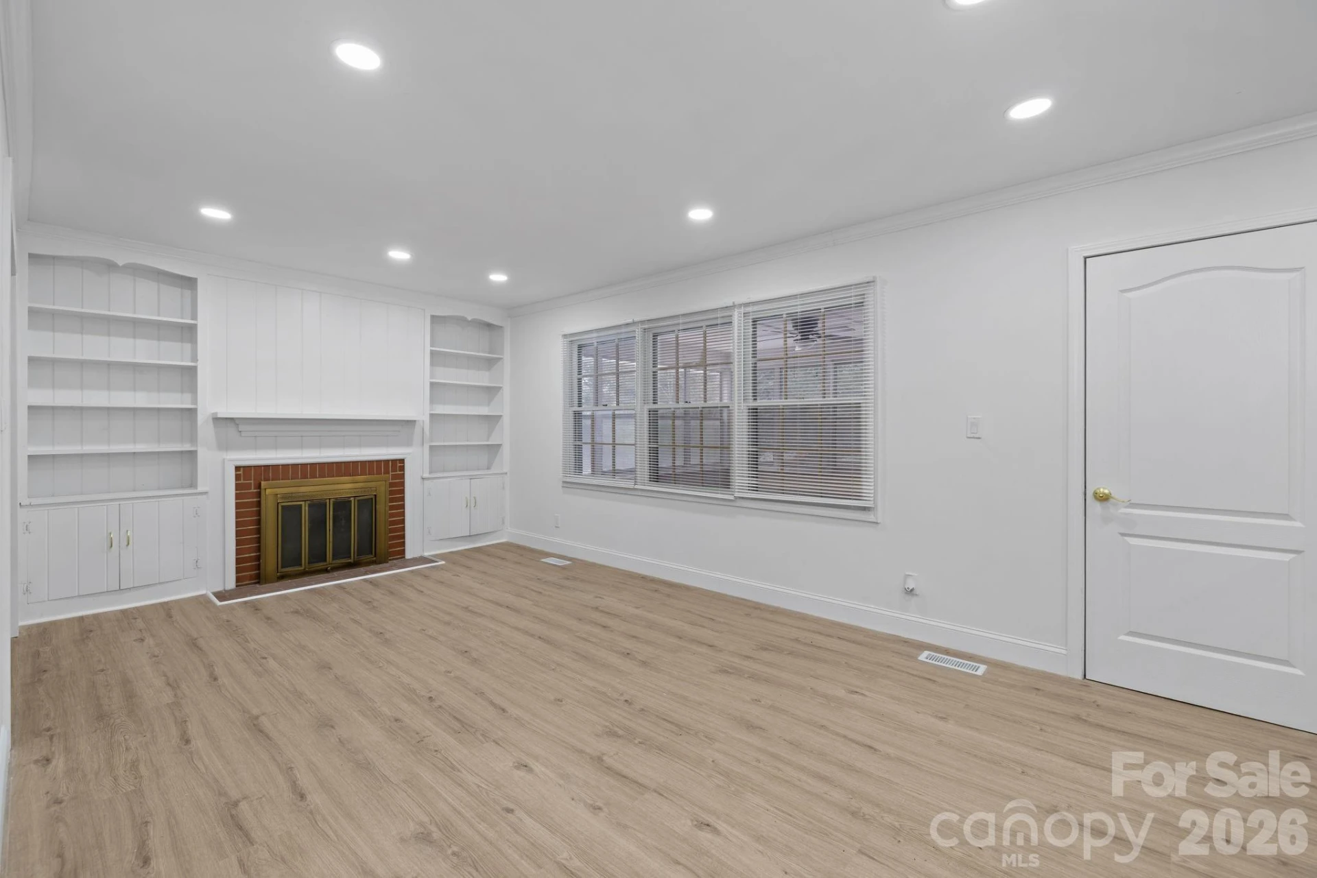 631 Townsend Avenue - Photo 12