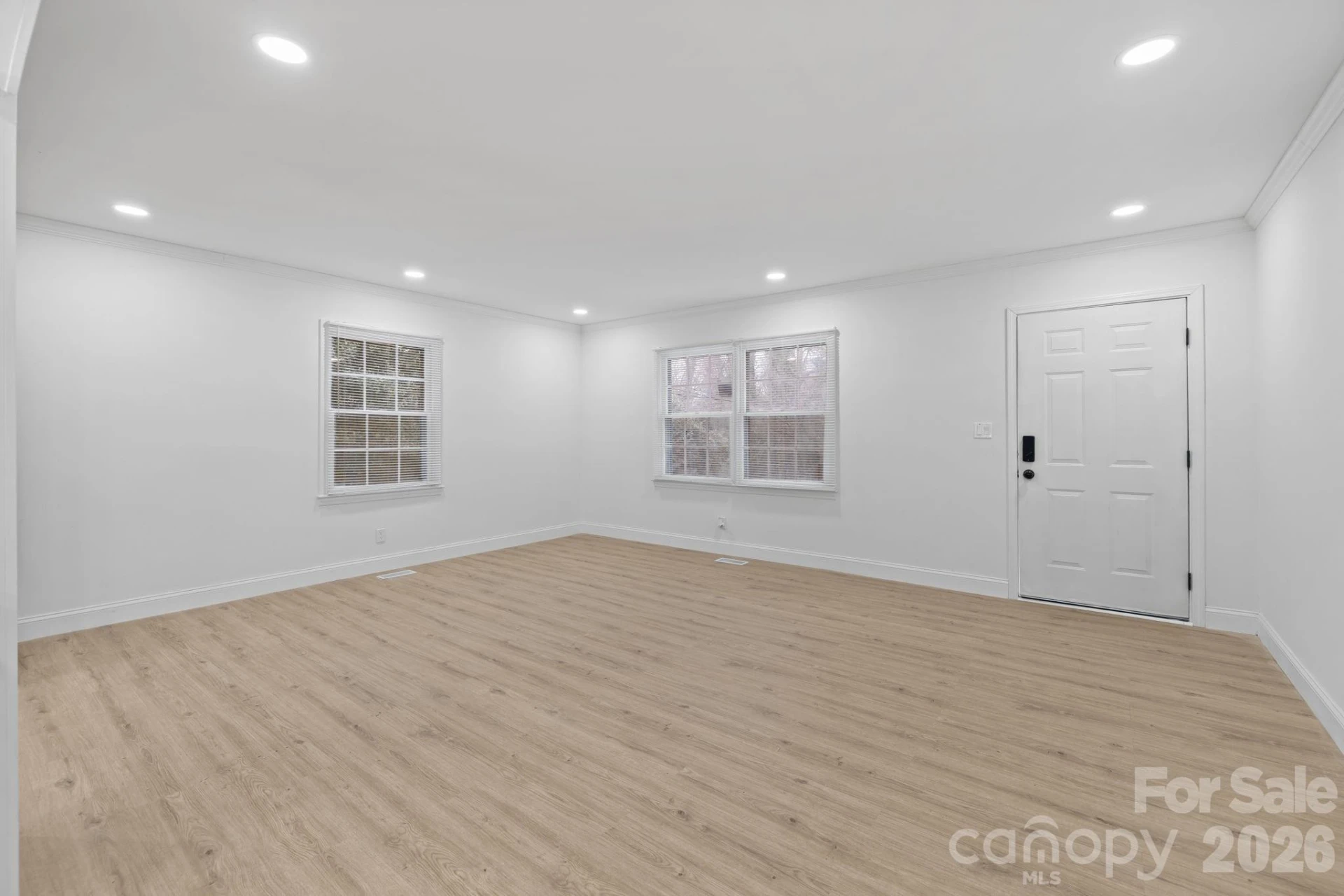 631 Townsend Avenue - Photo 15