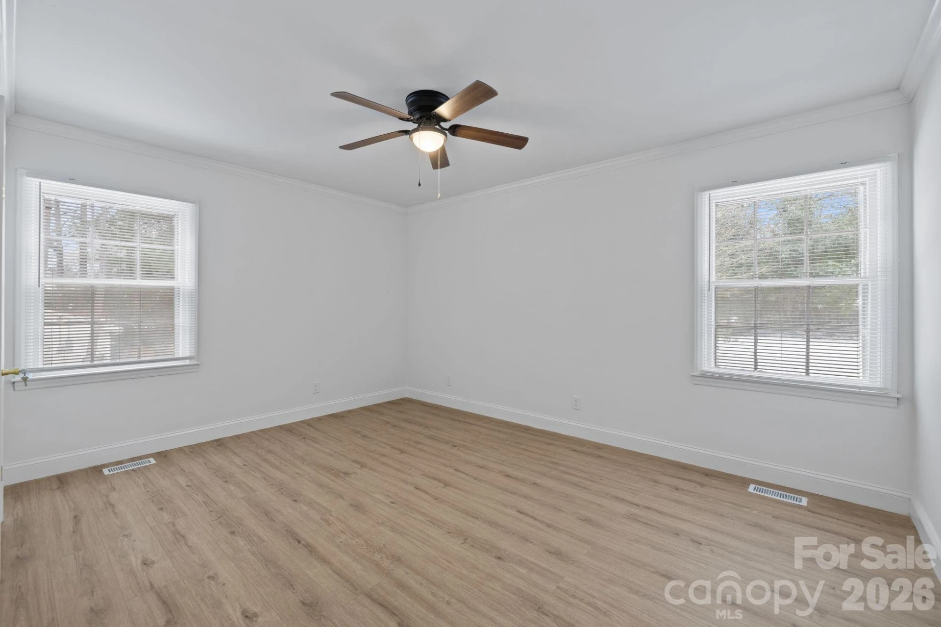 631 Townsend Avenue - Photo 22
