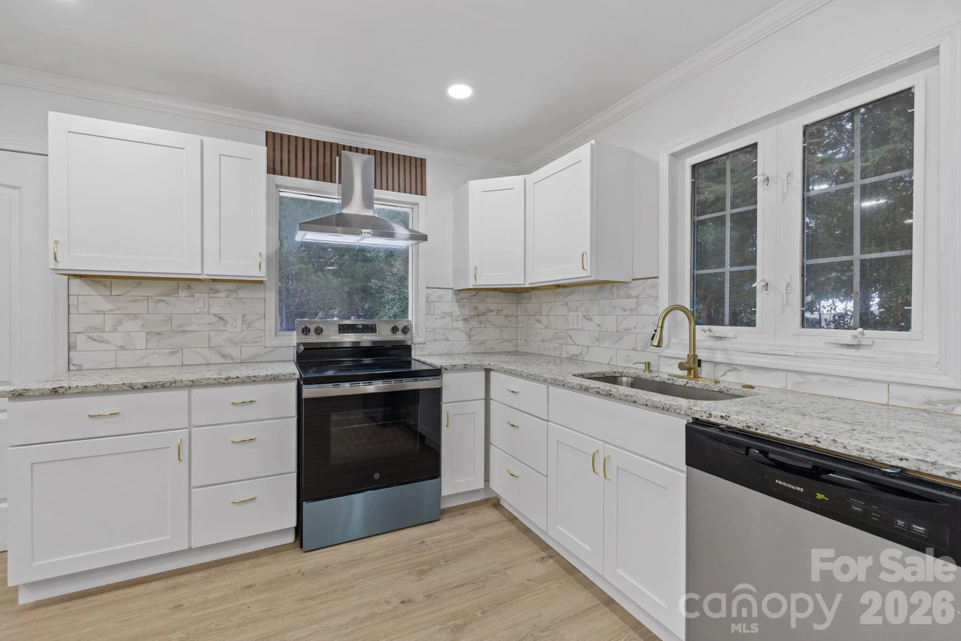 631 Townsend Avenue - Photo 8