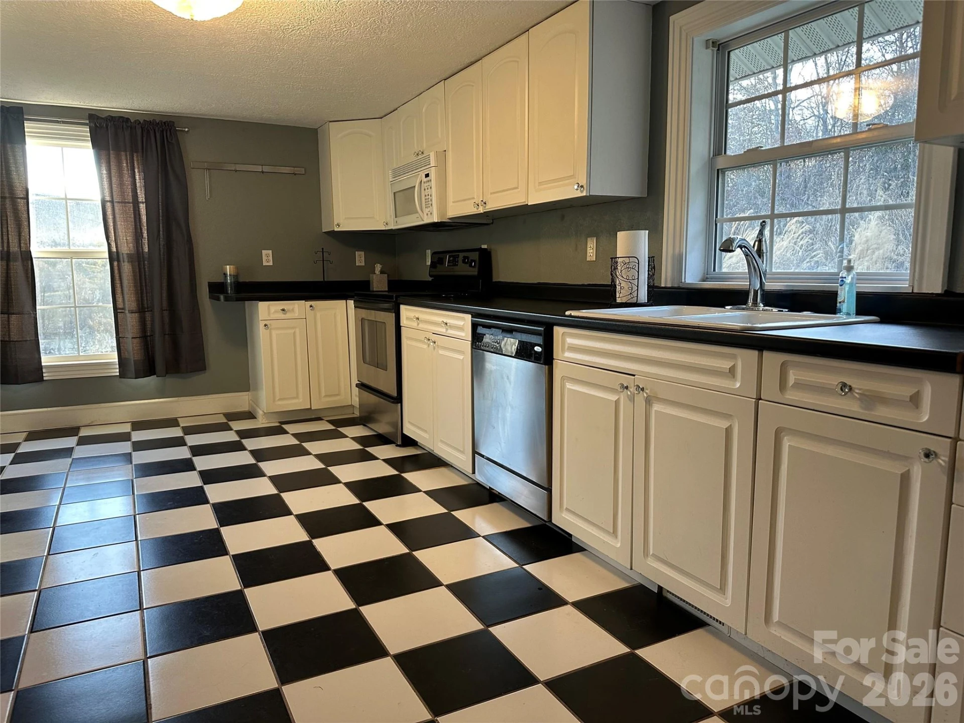 57 Eden Brook Drive - Photo 10