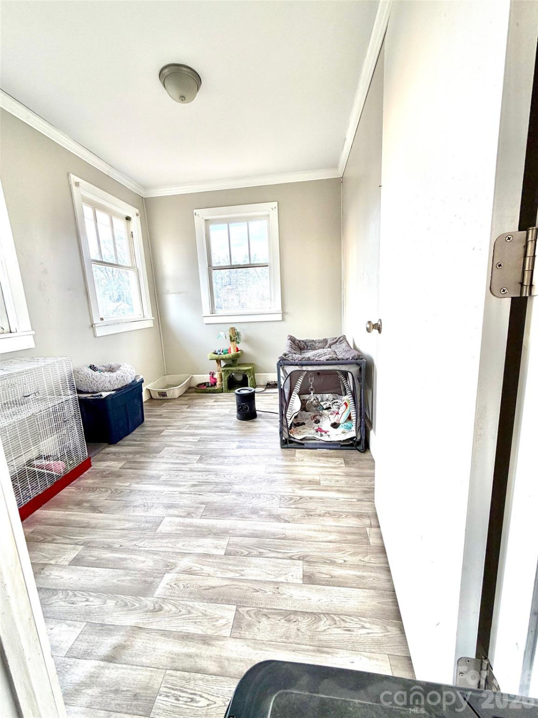 137 Clements Road - Photo 13