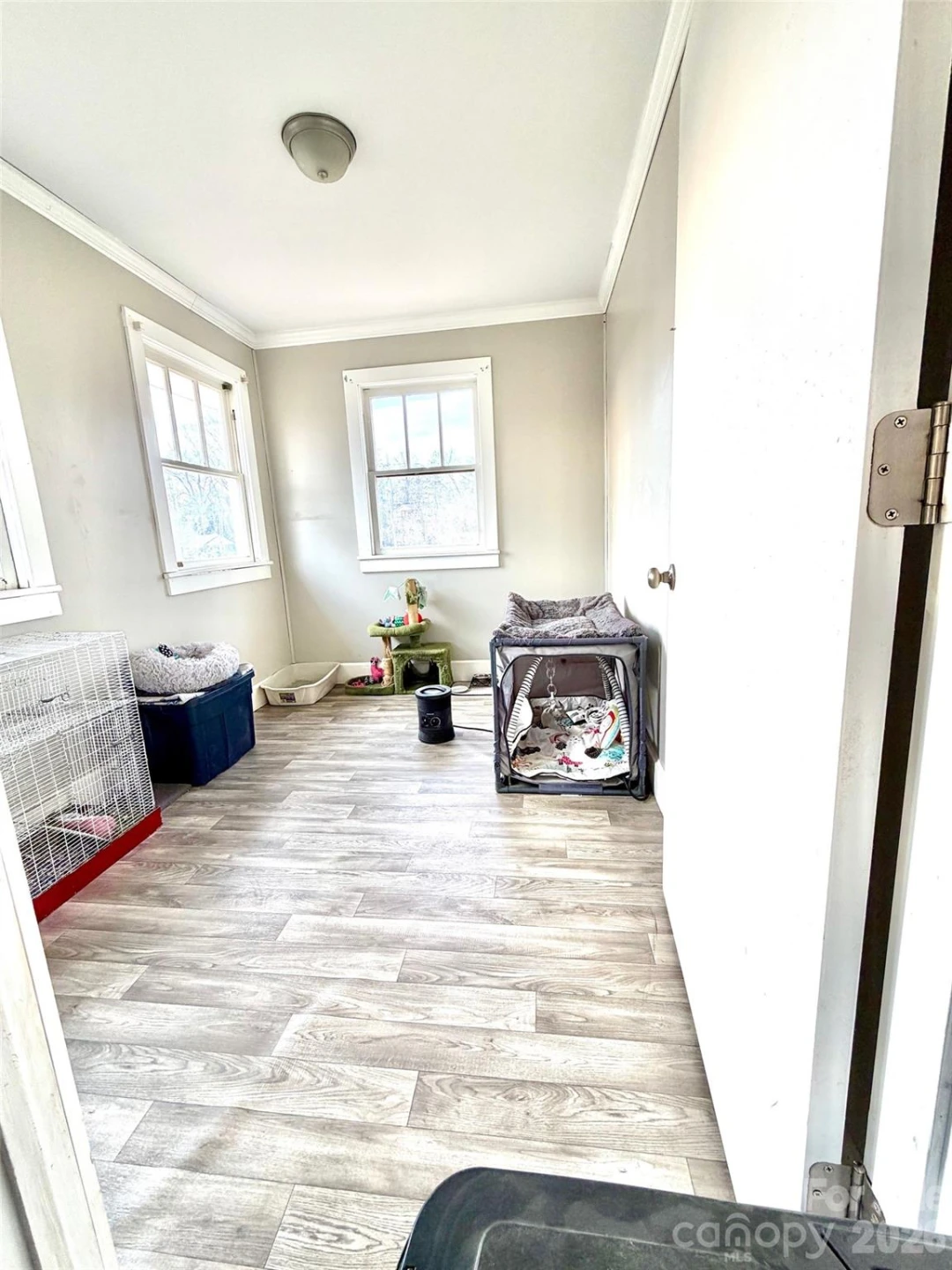 137 Clements Road - Photo 13