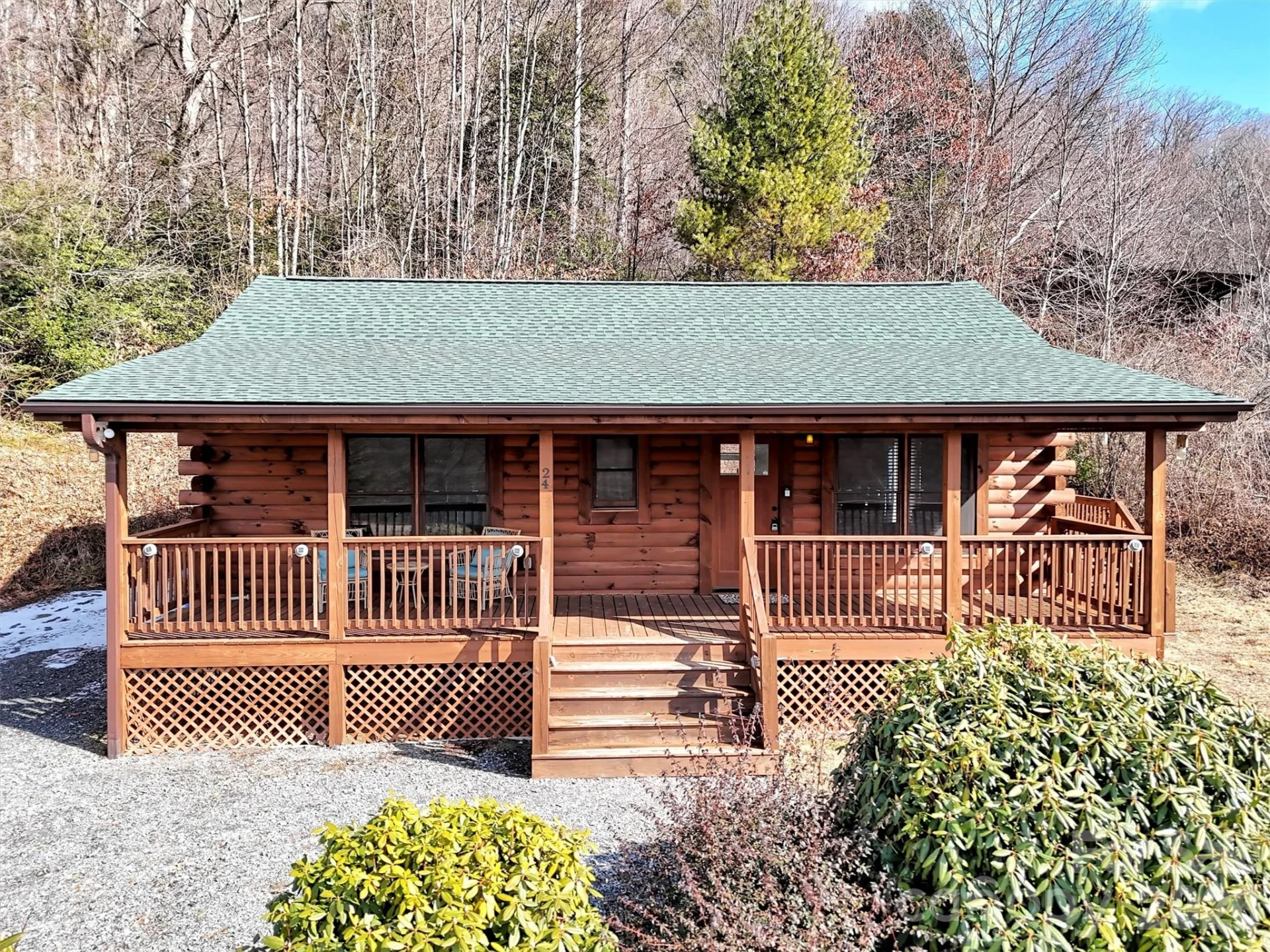 24 Hawthorn Road - Photo 2