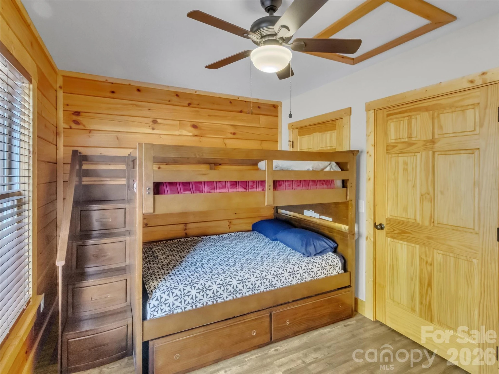 24 Hawthorn Road - Photo 12