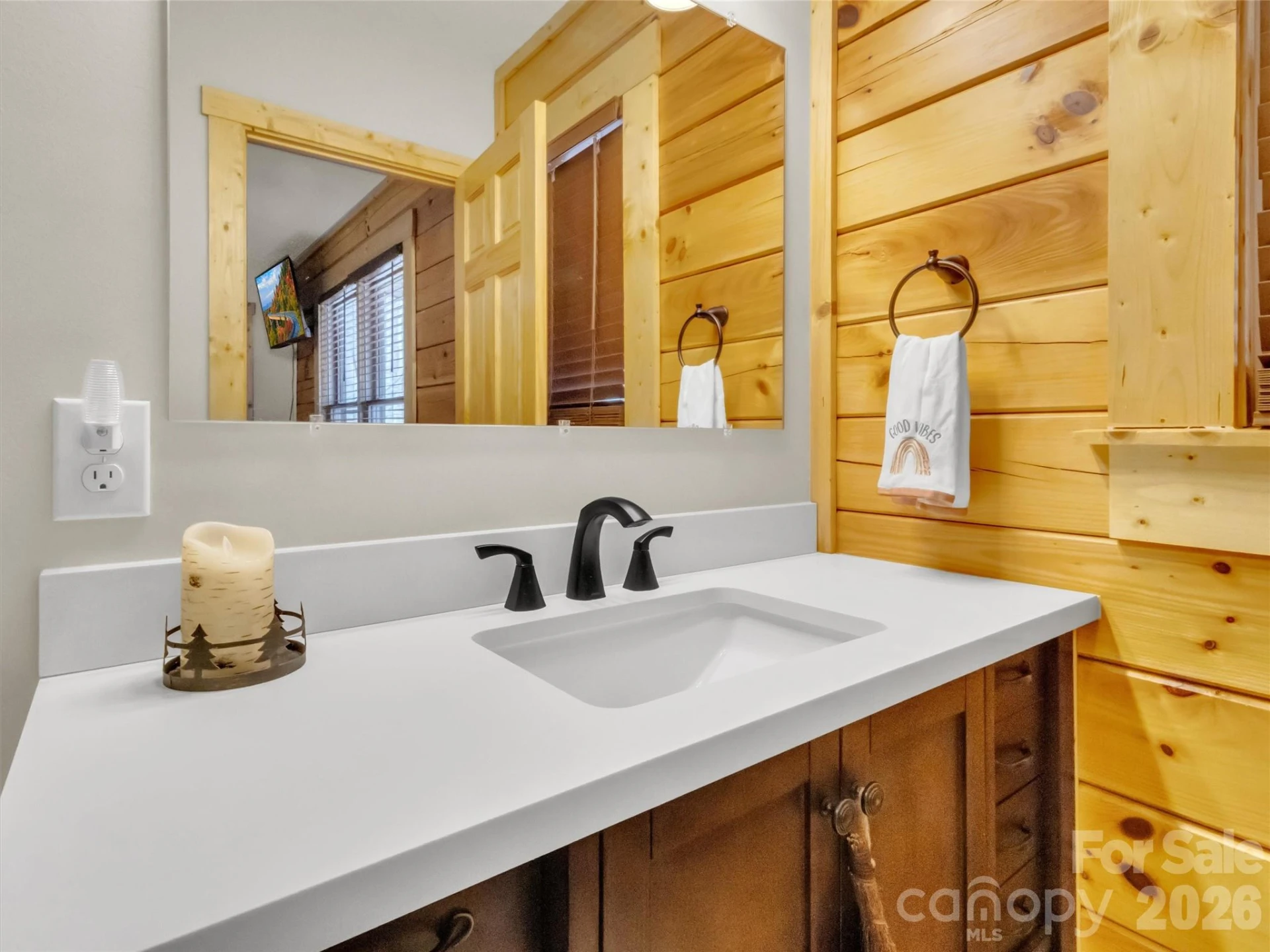24 Hawthorn Road - Photo 17