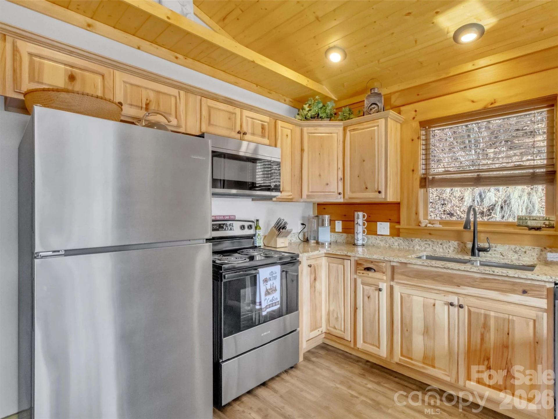 24 Hawthorn Road - Photo 7
