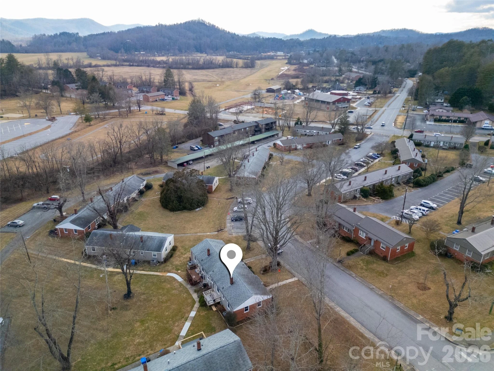 19 Trowbridge Lane - Photo 3