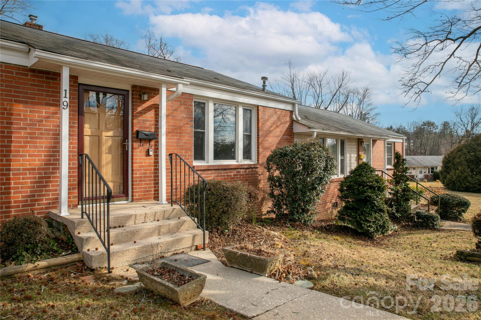 19 Trowbridge Lane - Photo 4